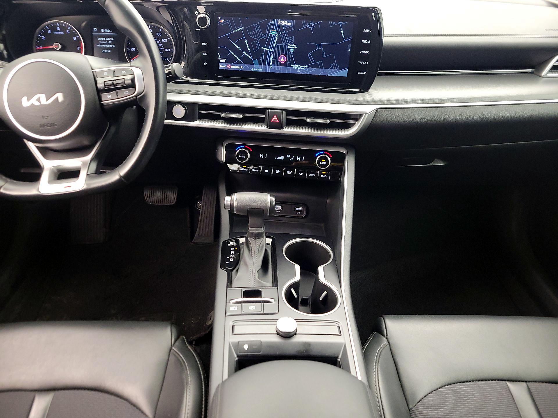 Thumbnail: 2022 Kia K5 - 18