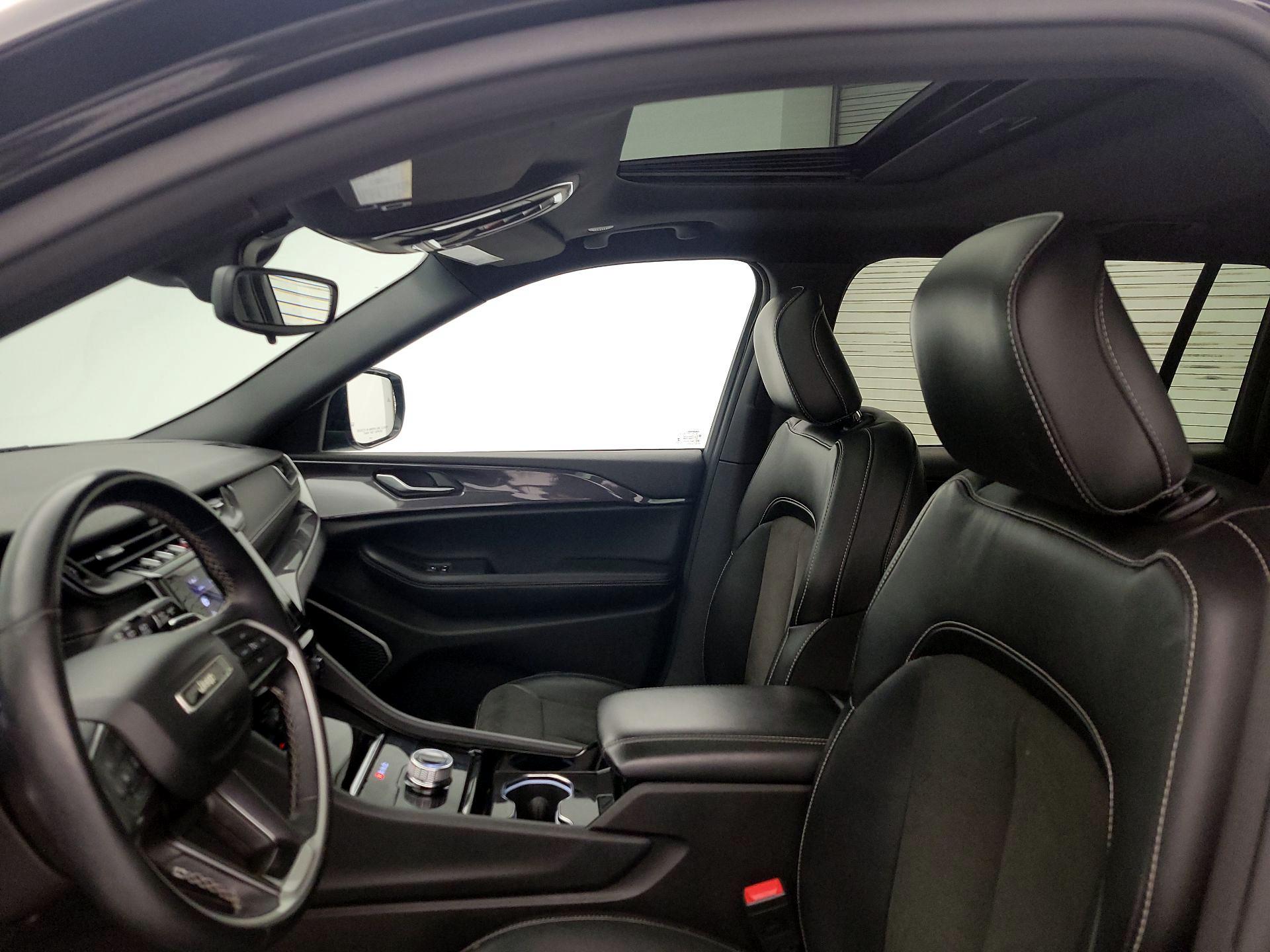 Thumbnail: 2021 Jeep Grand Cherokee L - 19