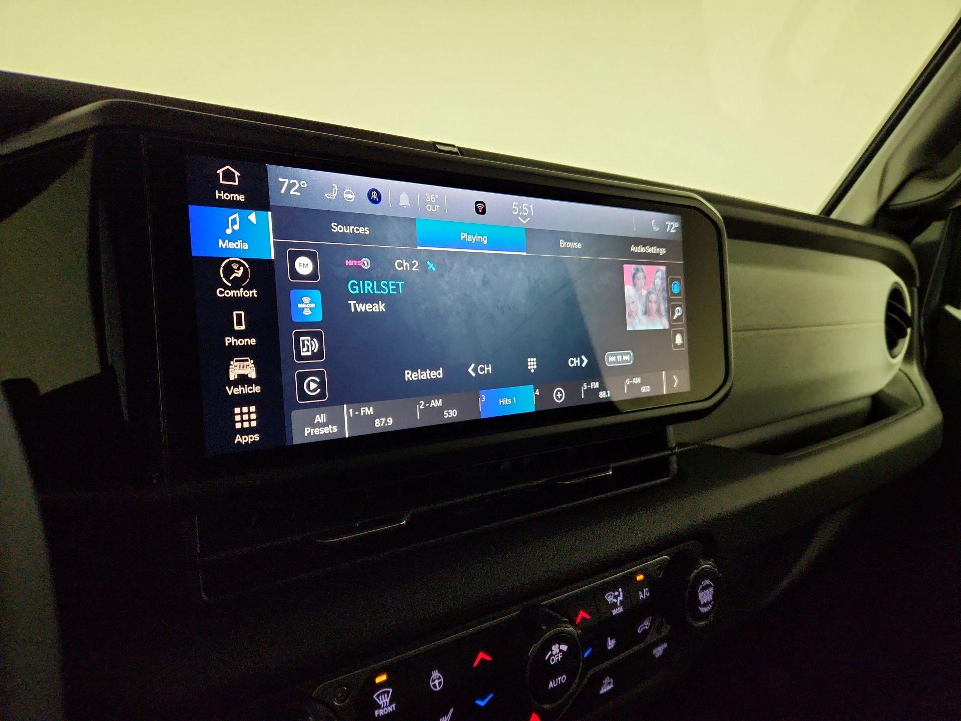 Thumbnail: 2024 Jeep Wrangler - 15