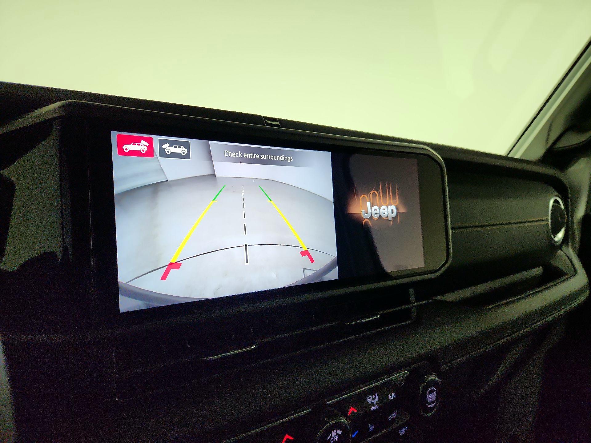 Thumbnail: 2024 Jeep Wrangler - 15