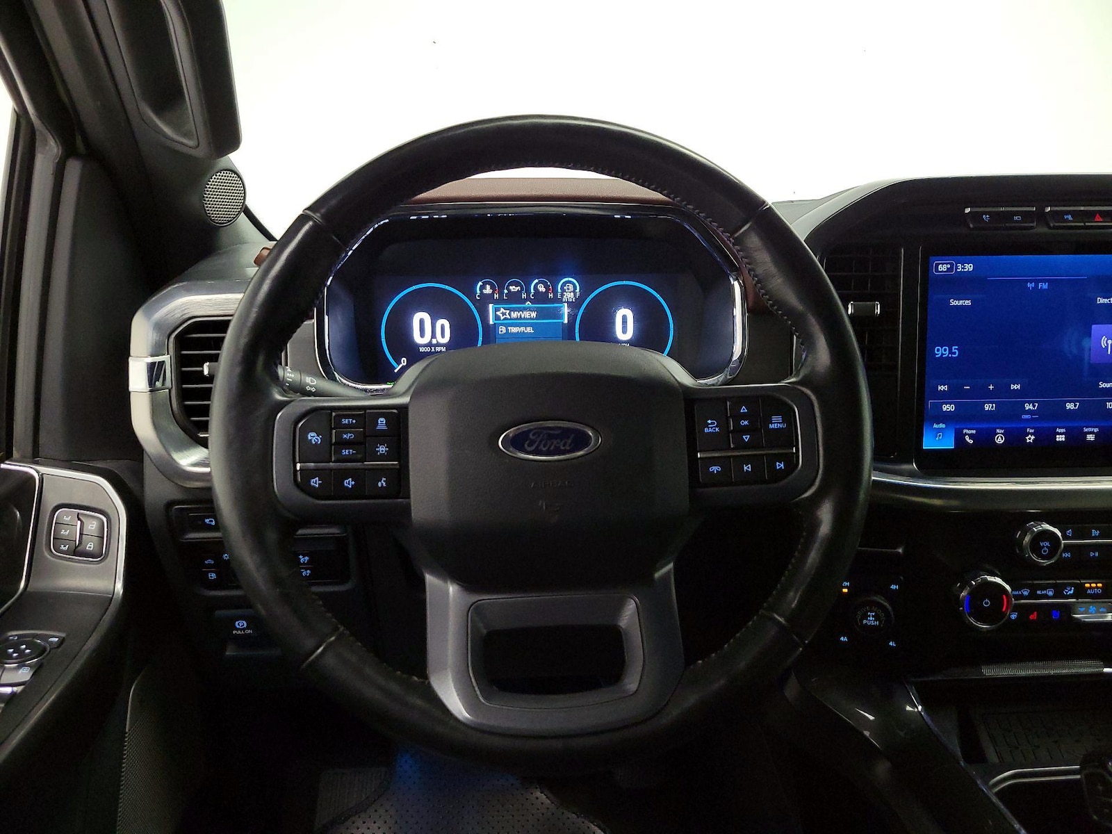 2023 Ford F-150 Lariat - Photo 11