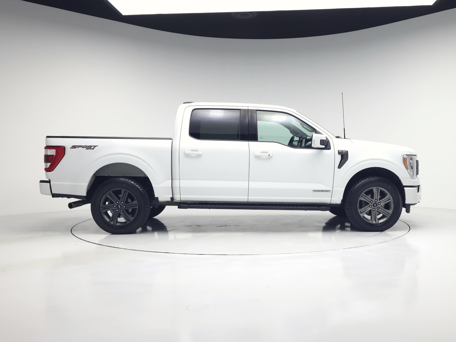 2023 Ford F-150 Lariat - Photo 8