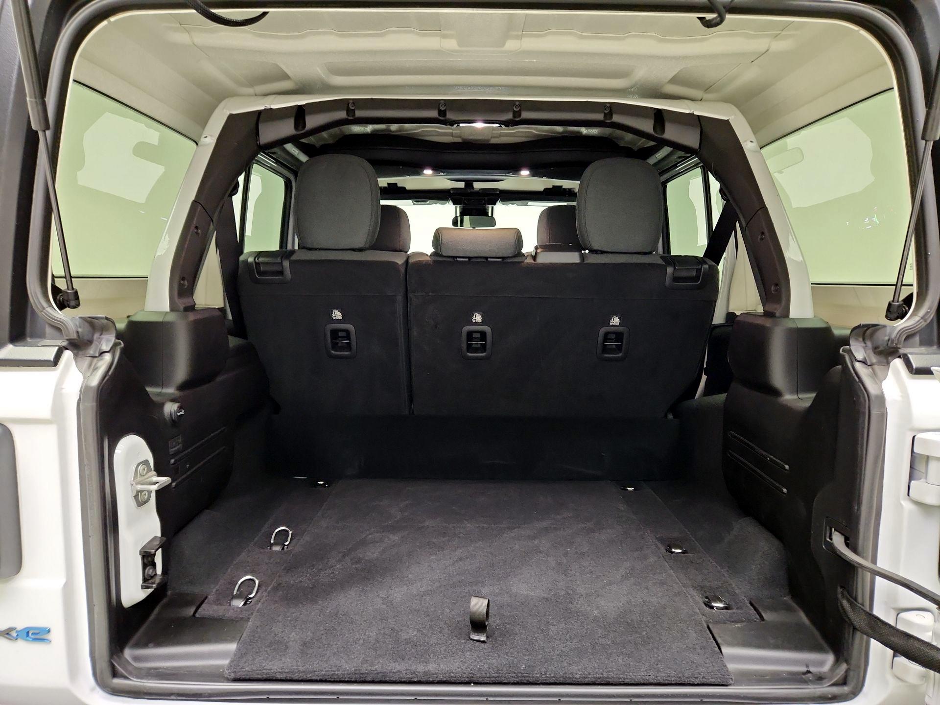 Thumbnail: 2024 Jeep Wrangler - 20