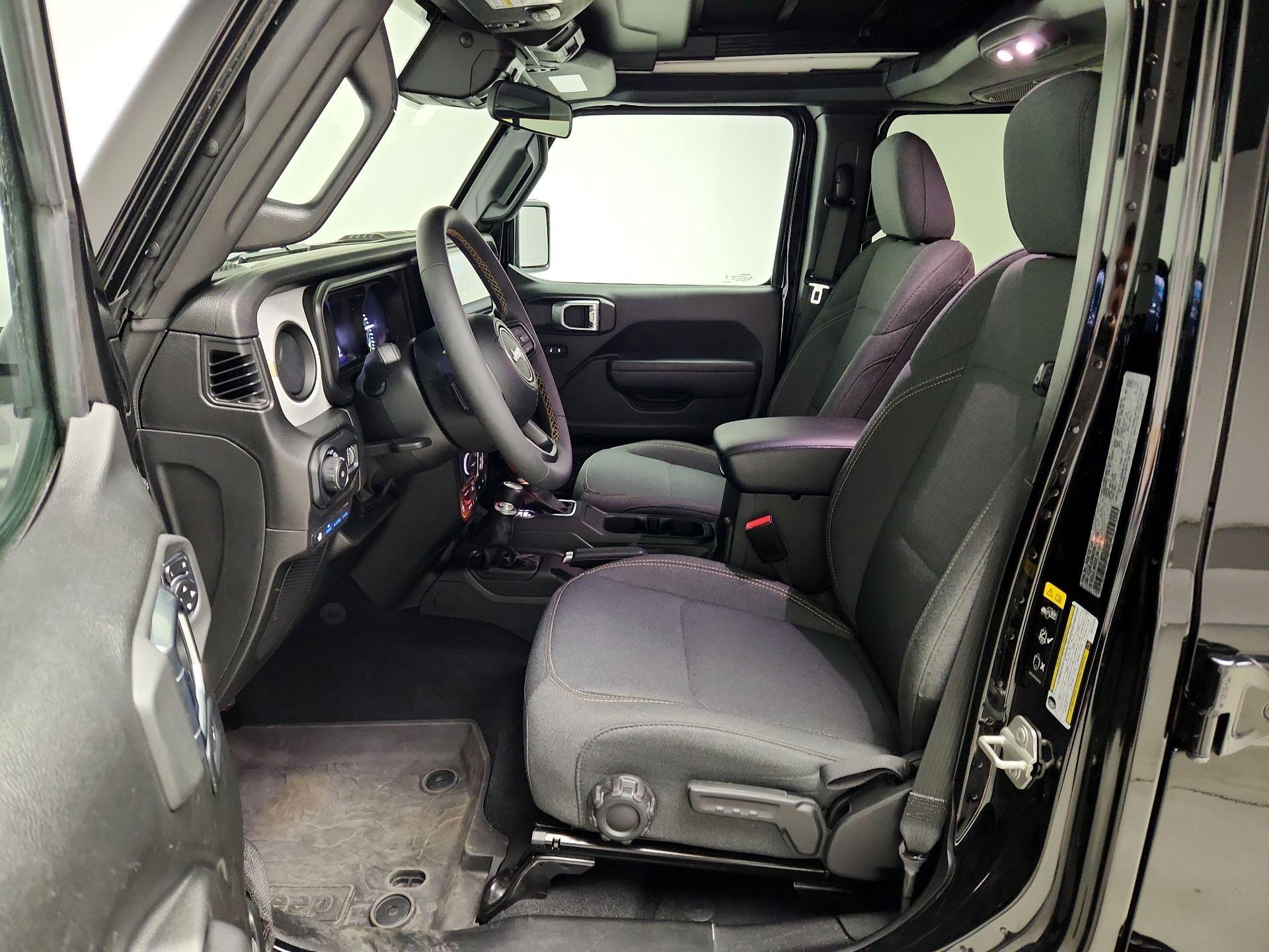 Thumbnail: 2024 Jeep Wrangler - 11