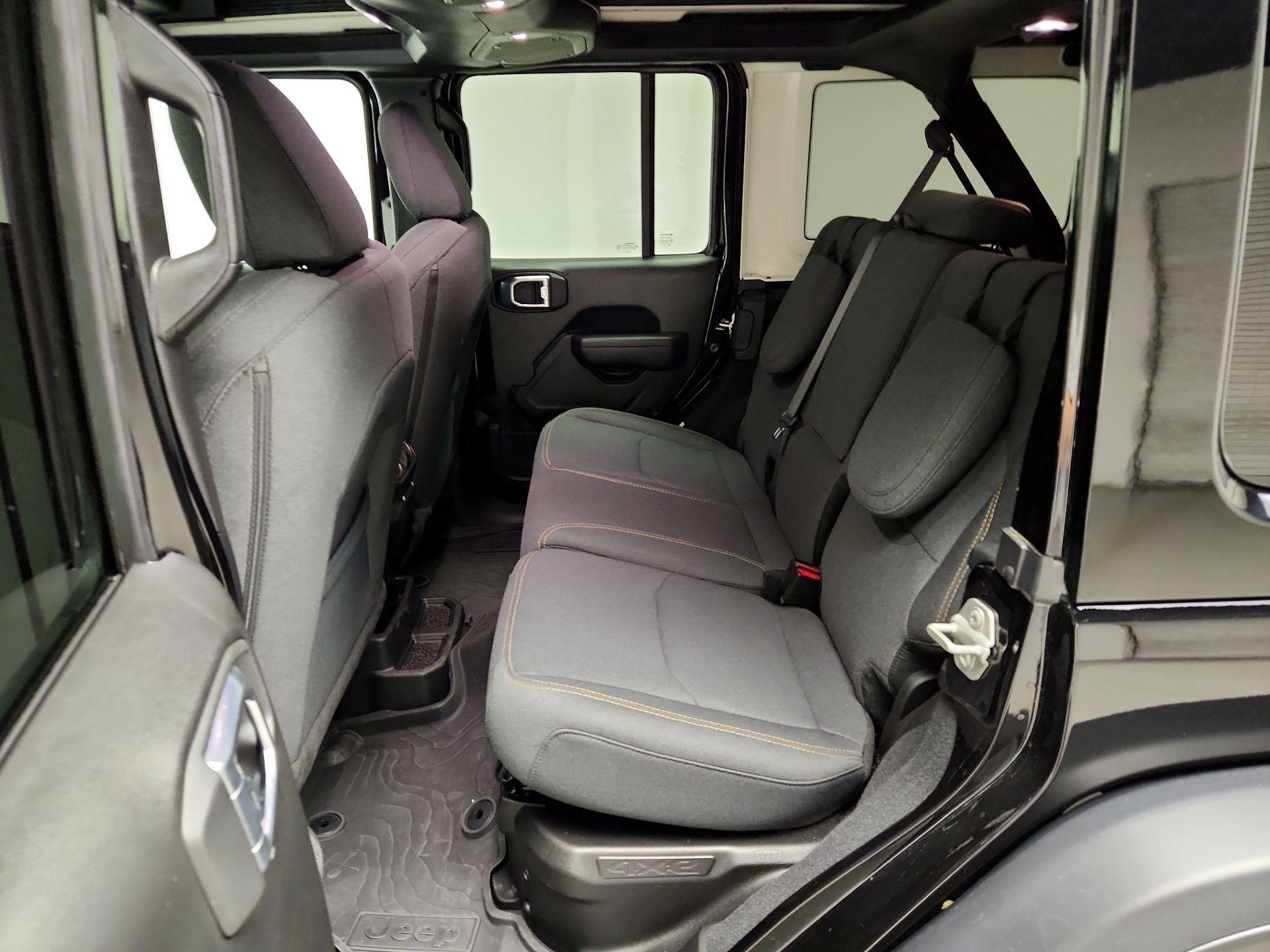 Thumbnail: 2024 Jeep Wrangler - 18