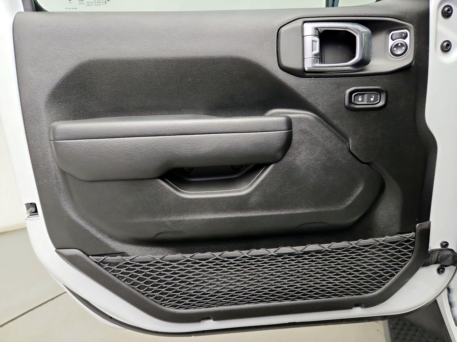 Thumbnail: 2024 Jeep Wrangler - 12