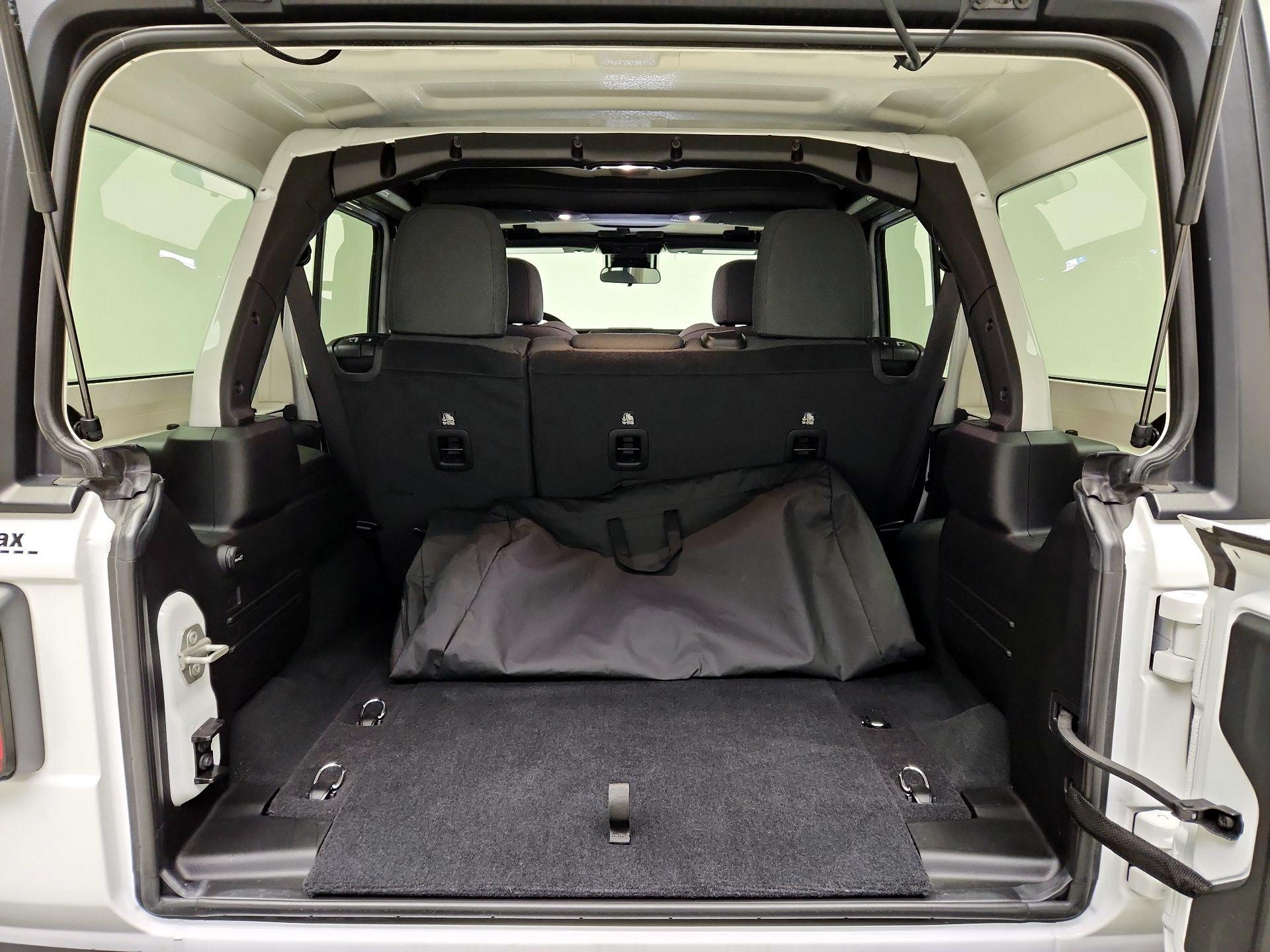 Thumbnail: 2024 Jeep Wrangler - 19