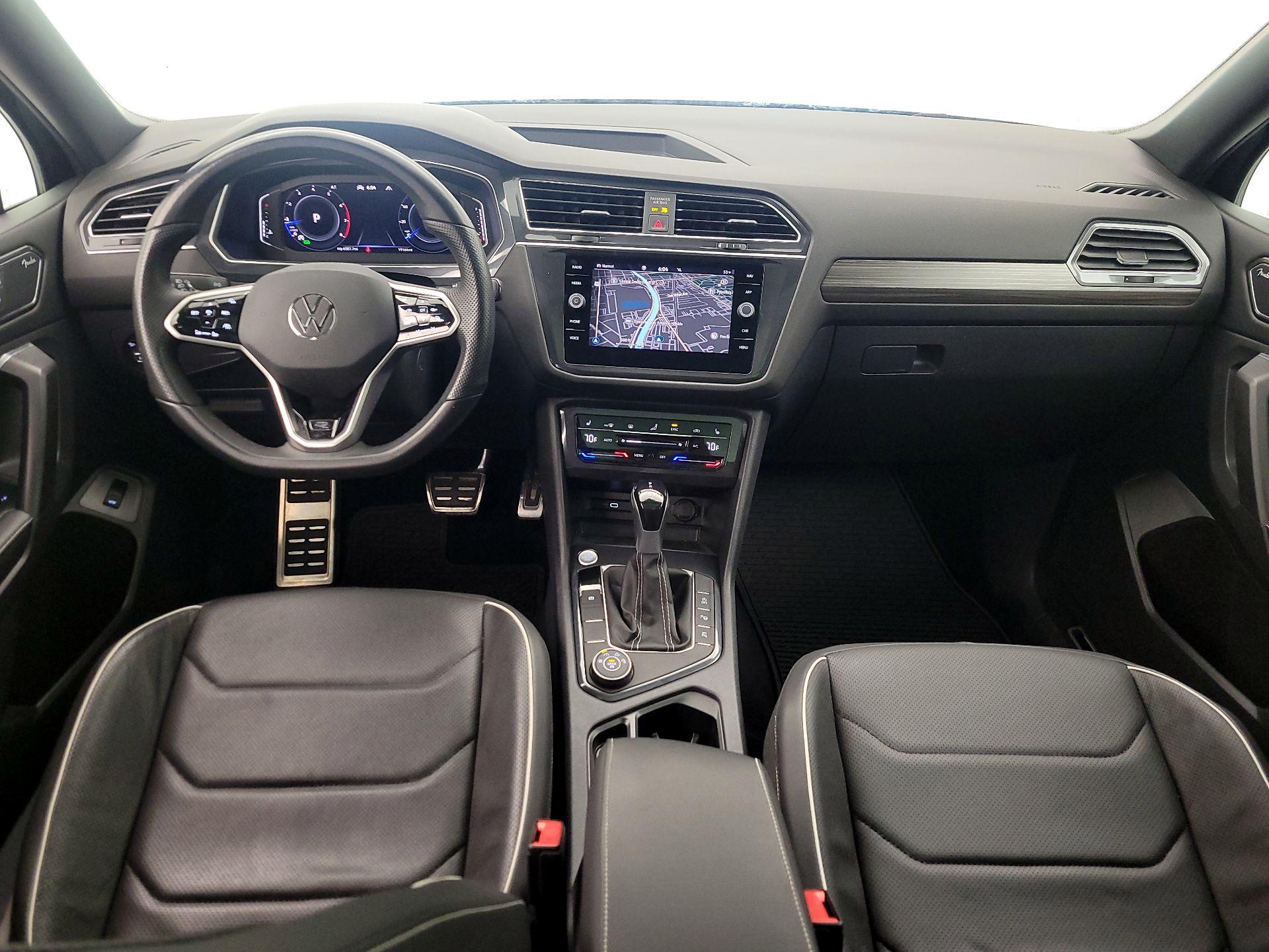 Thumbnail: 2023 Volkswagen Tiguan - 9