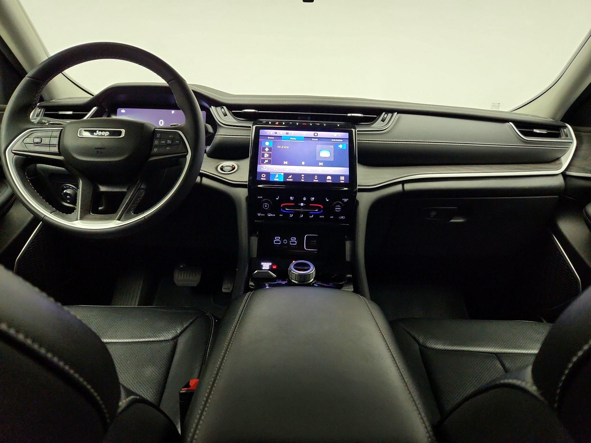 Thumbnail: 2023 Jeep Grand Cherokee - 9