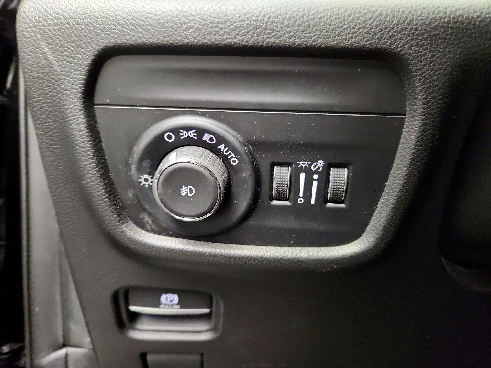 Thumbnail: 2023 Jeep Grand Cherokee - 13