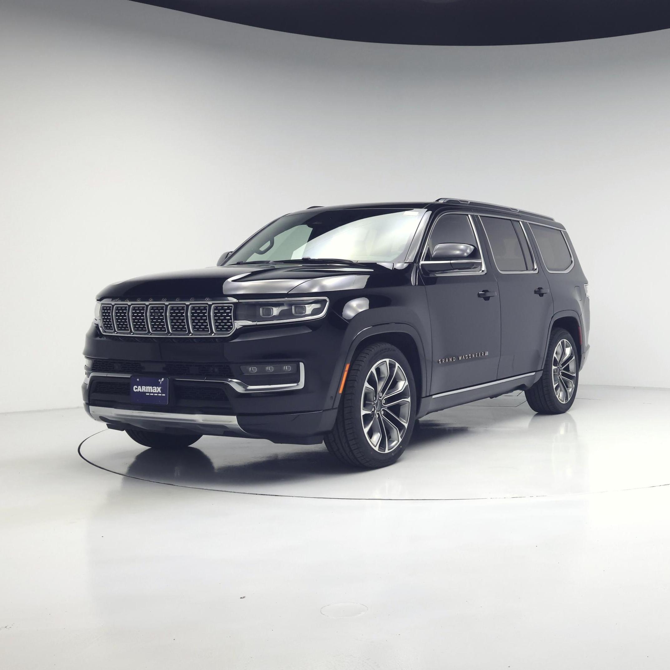 Thumbnail: 2023 Jeep Grand Wagoneer - 4