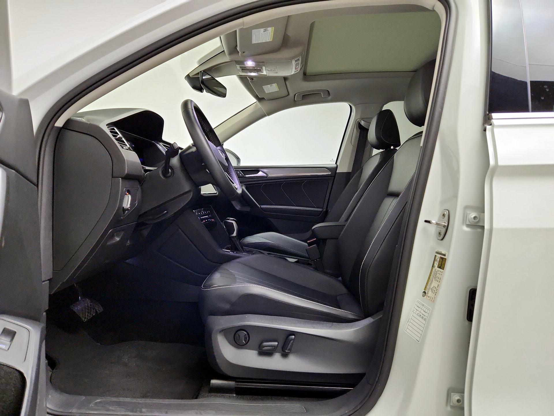 Thumbnail: 2024 Volkswagen Tiguan - 11