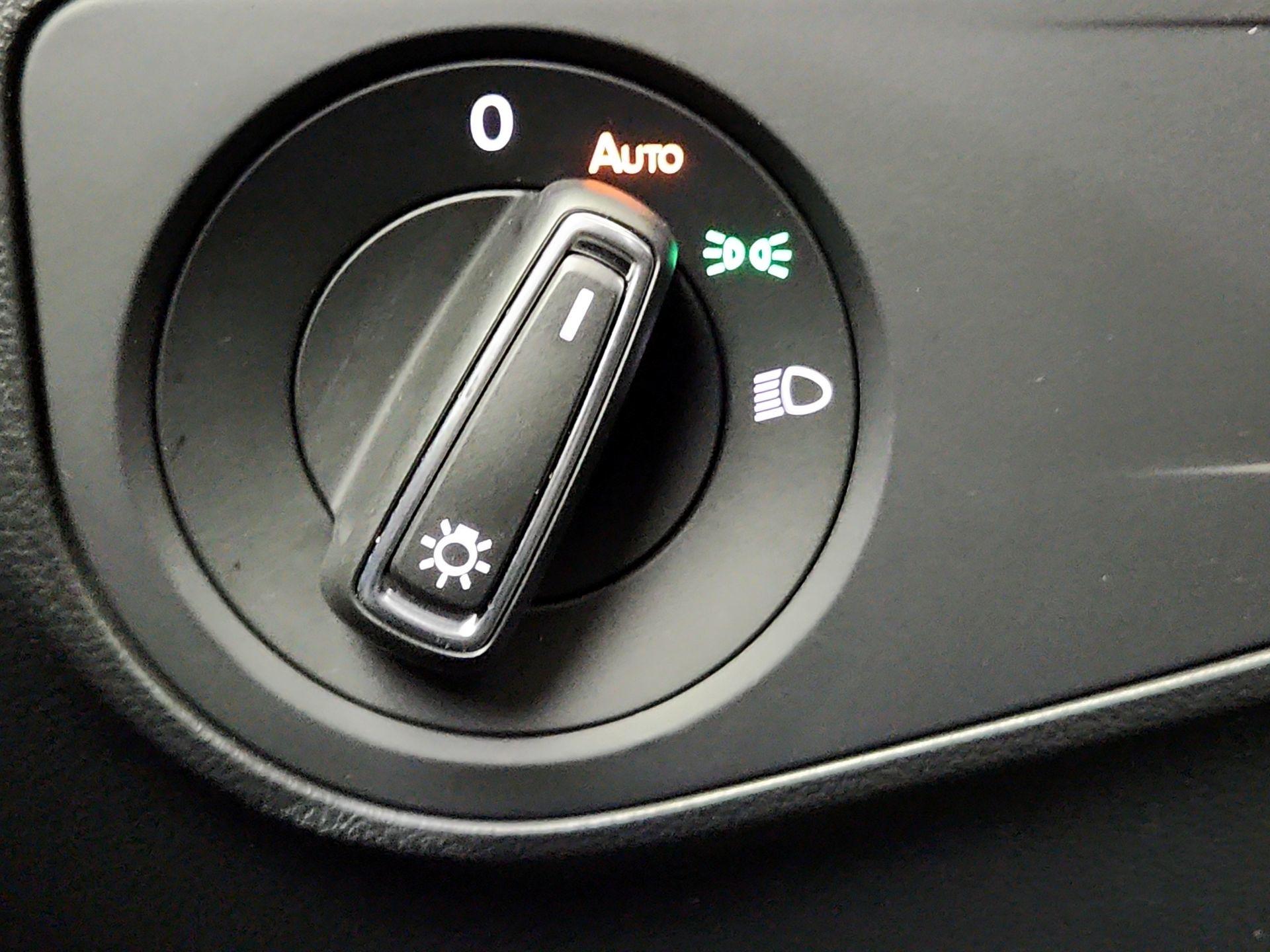 Thumbnail: 2024 Volkswagen Tiguan - 13