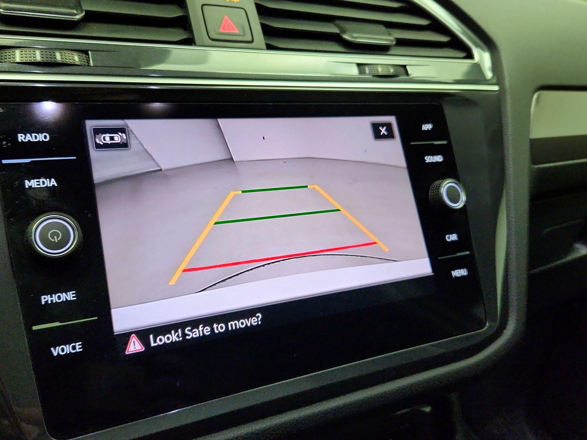 Thumbnail: 2024 Volkswagen Tiguan - 14