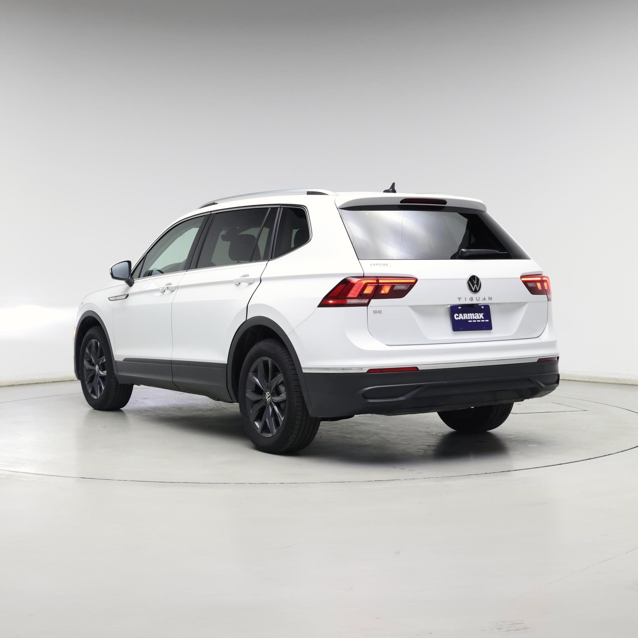 Thumbnail: 2024 Volkswagen Tiguan - 2
