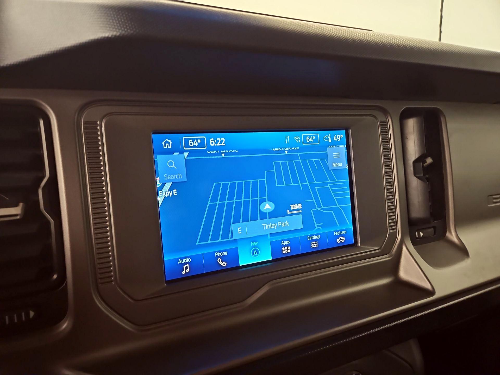 Thumbnail: 2022 Ford Bronco - 14