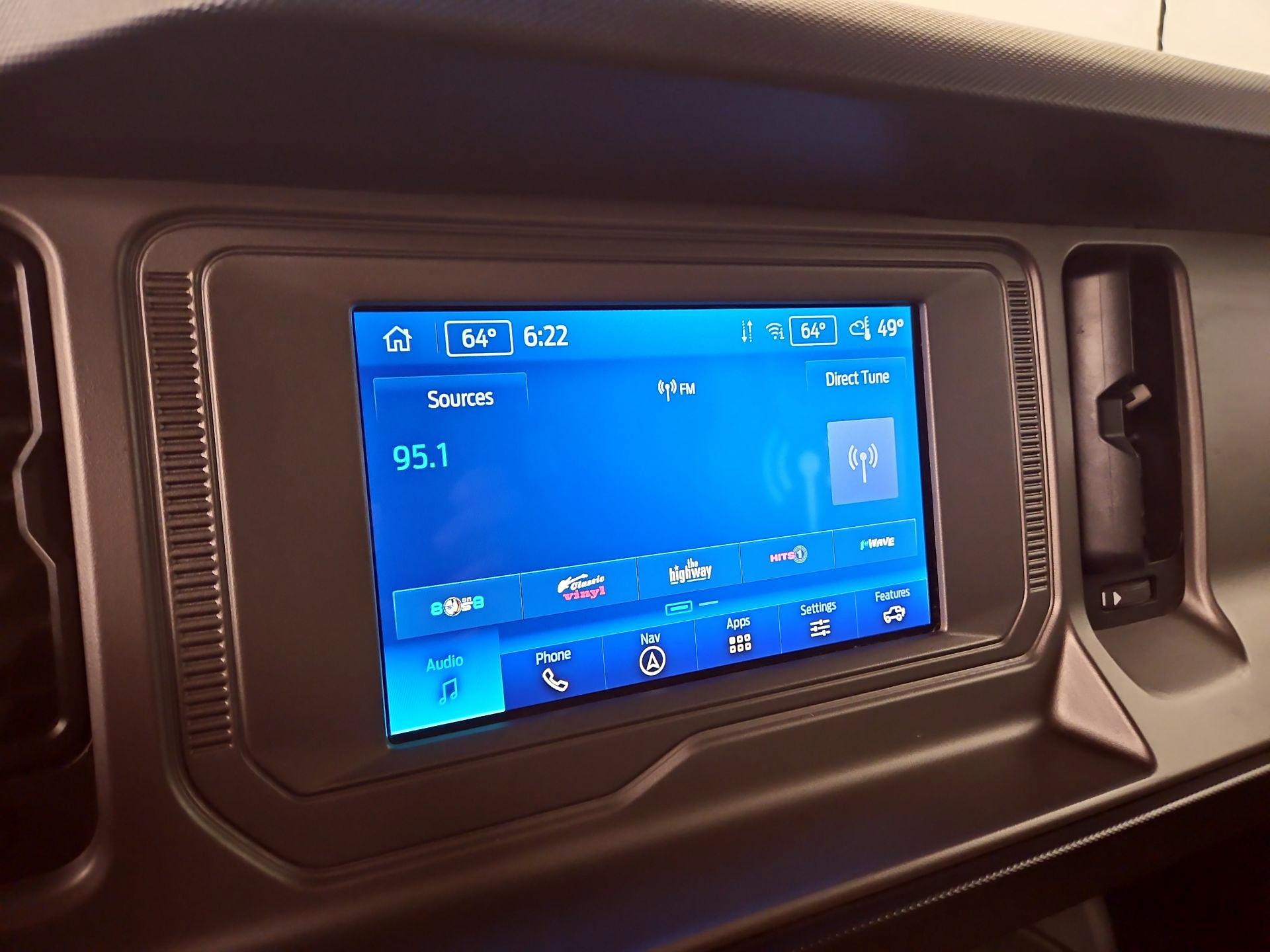 Thumbnail: 2022 Ford Bronco - 16