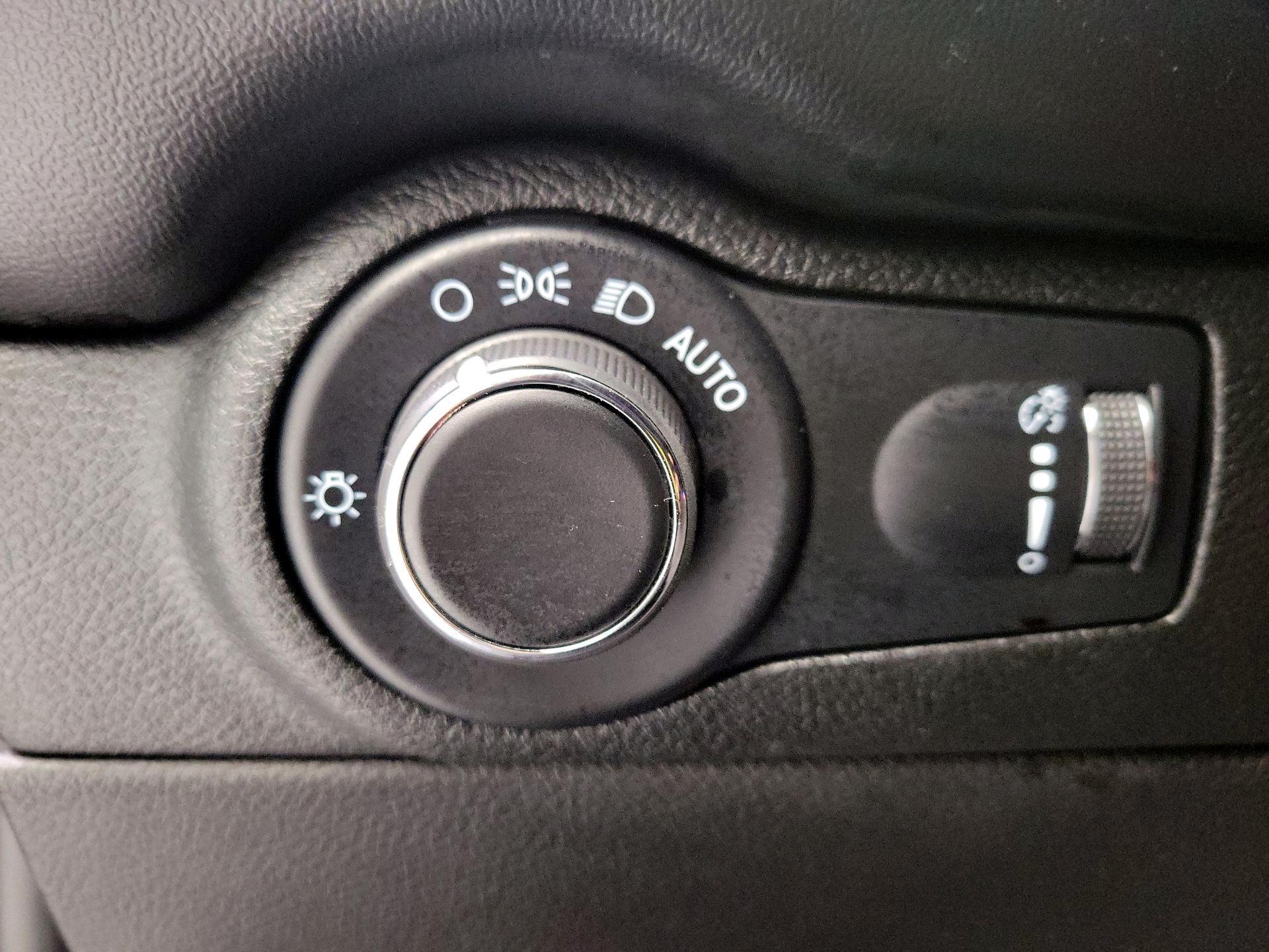 Thumbnail: 2023 Dodge Durango - 13