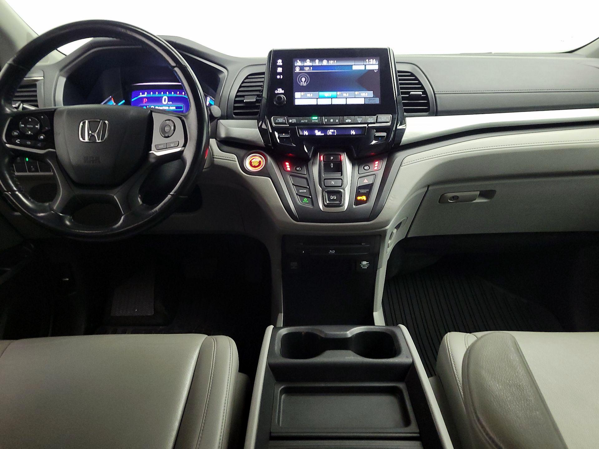 Thumbnail: 2018 Honda Odyssey - 9