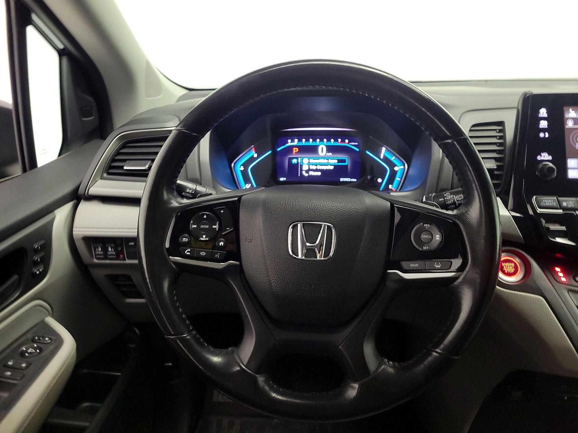 Thumbnail: 2018 Honda Odyssey - 10