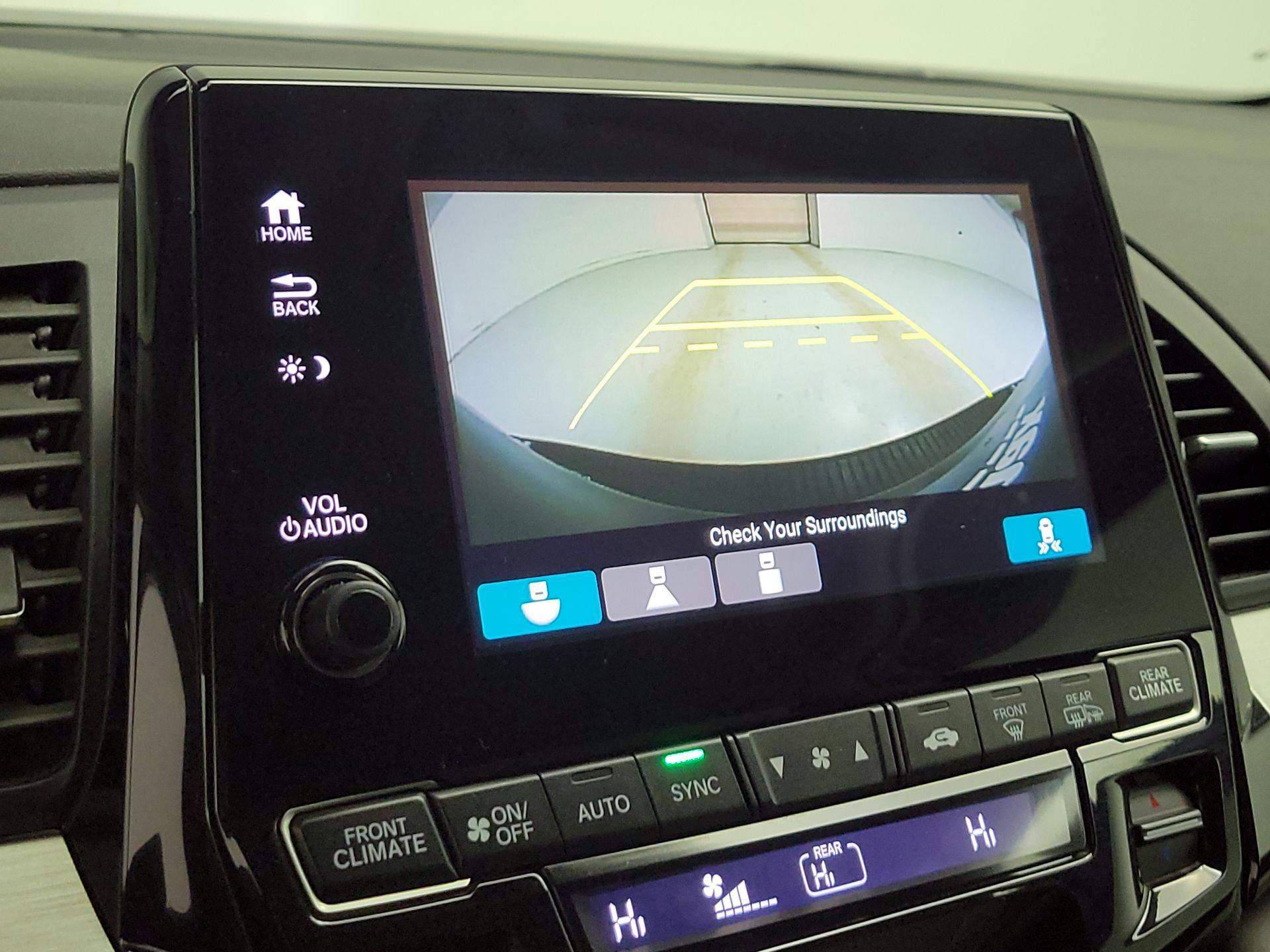 Thumbnail: 2018 Honda Odyssey - 14