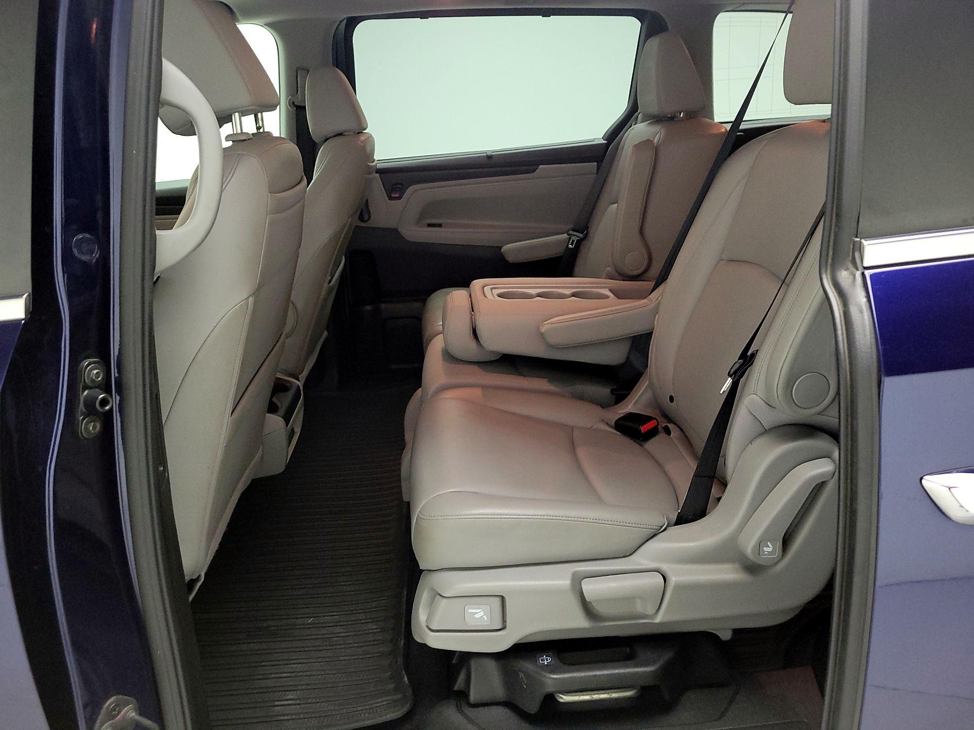 Thumbnail: 2018 Honda Odyssey - 18