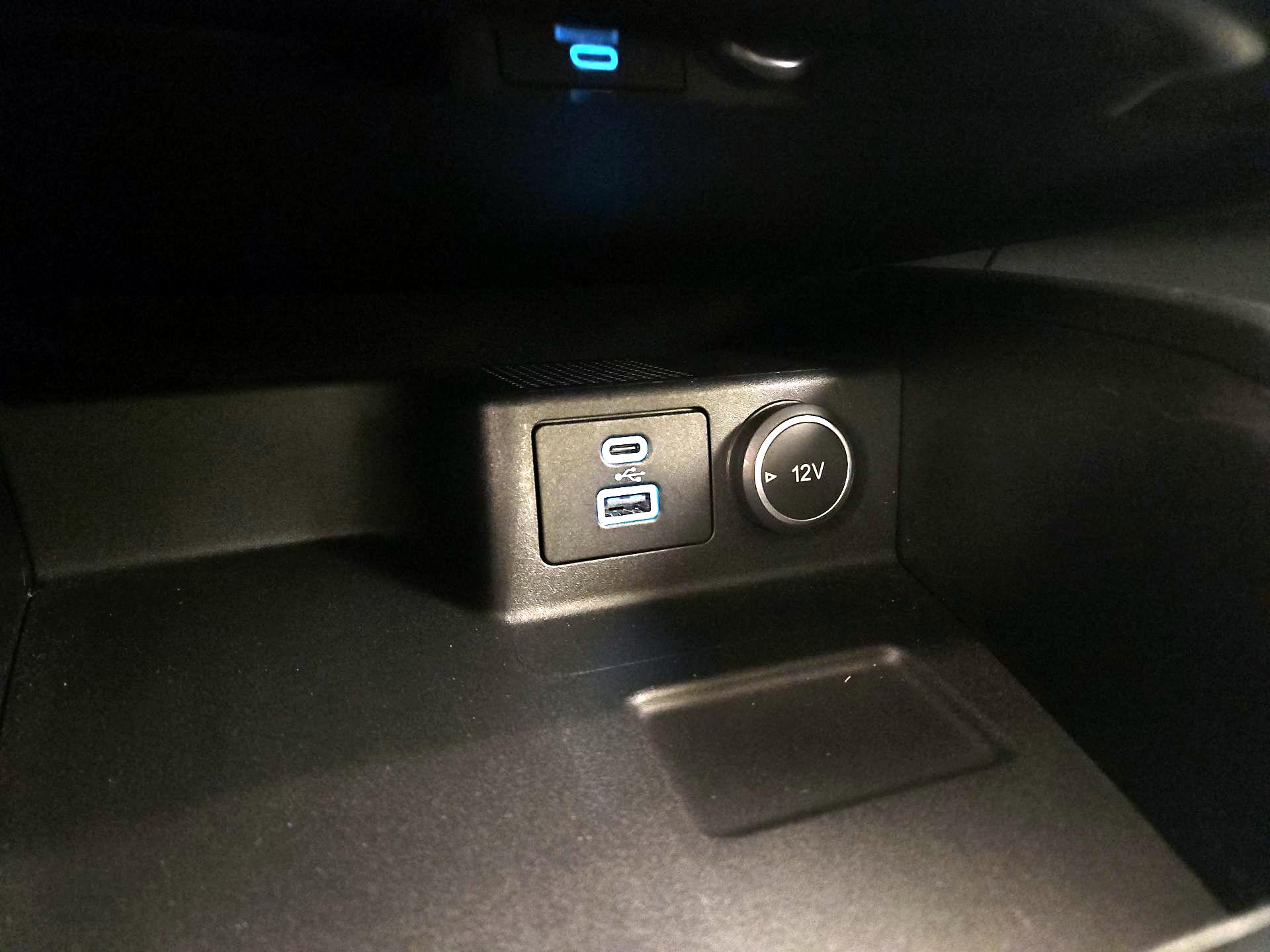 Thumbnail: 2021 Ford Escape - 19