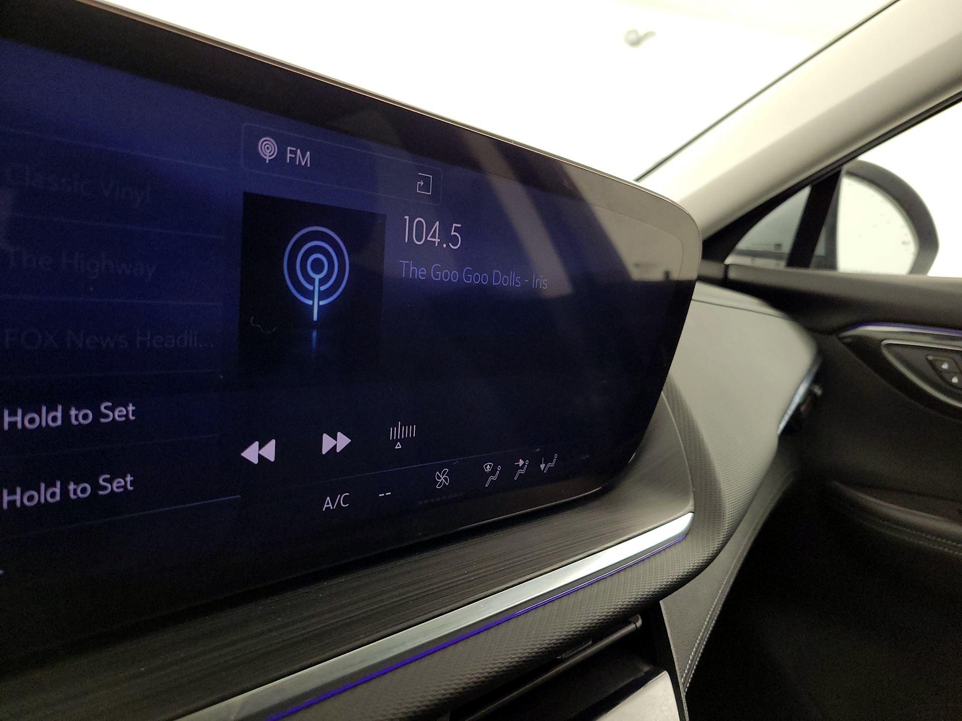 Thumbnail: 2025 Buick Envision - 15