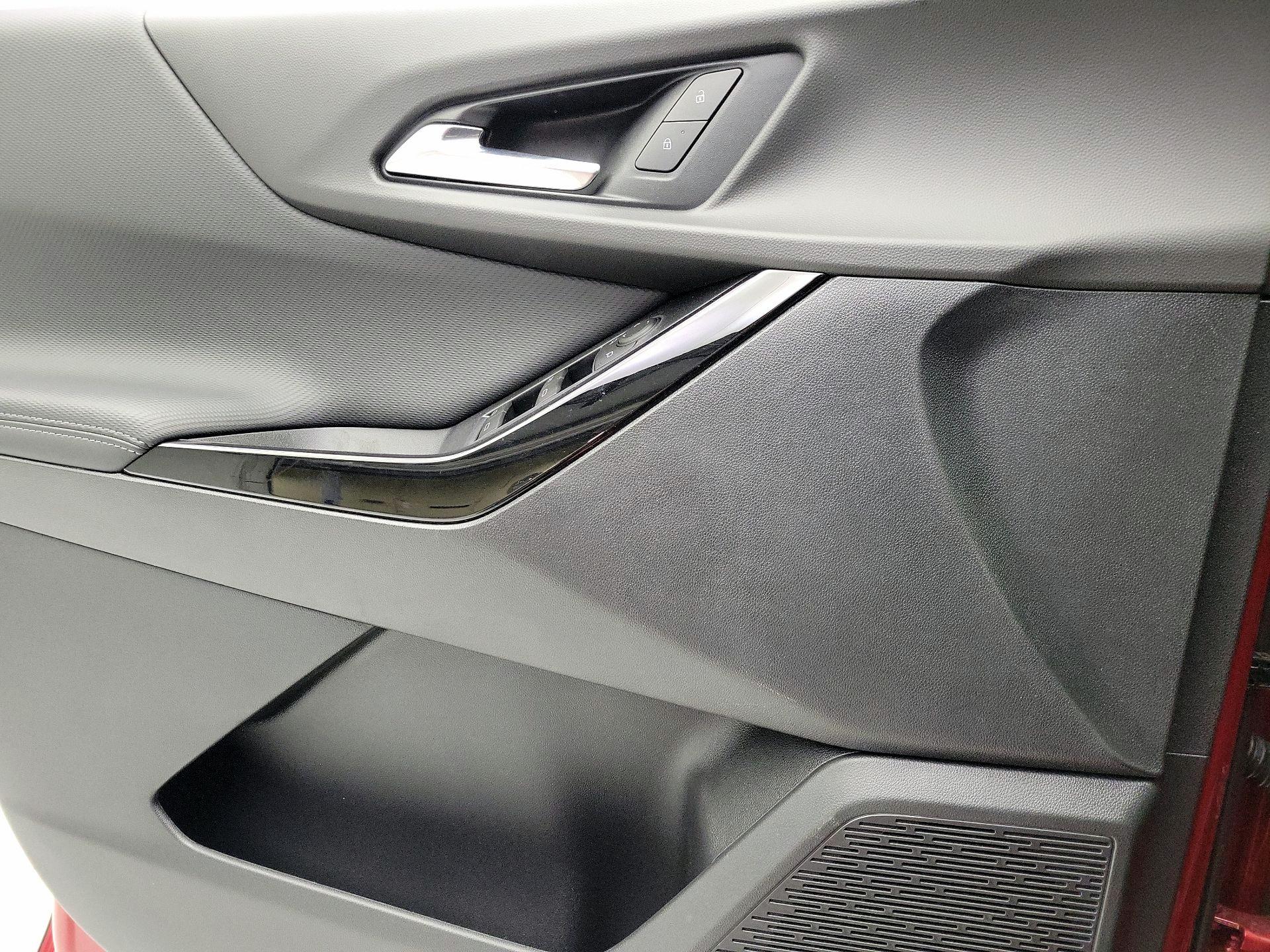 Thumbnail: 2026 Chevrolet Equinox - 12