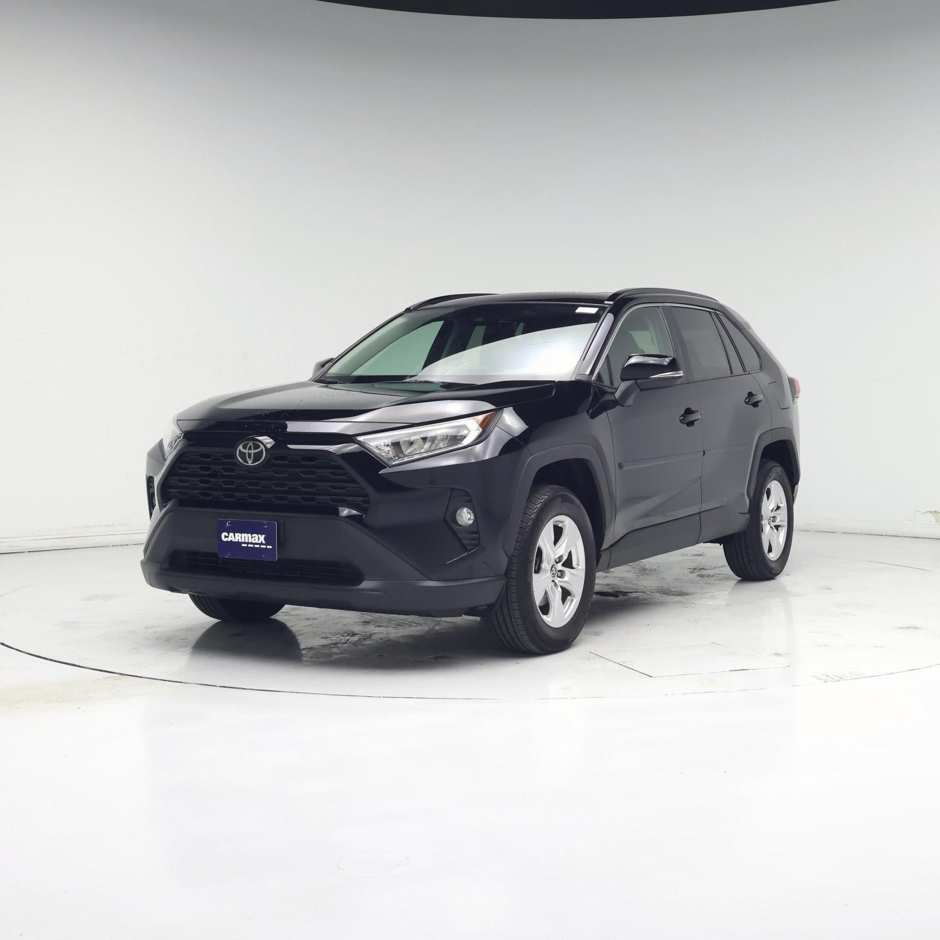 Thumbnail: 2021 Toyota RAV4 - 4