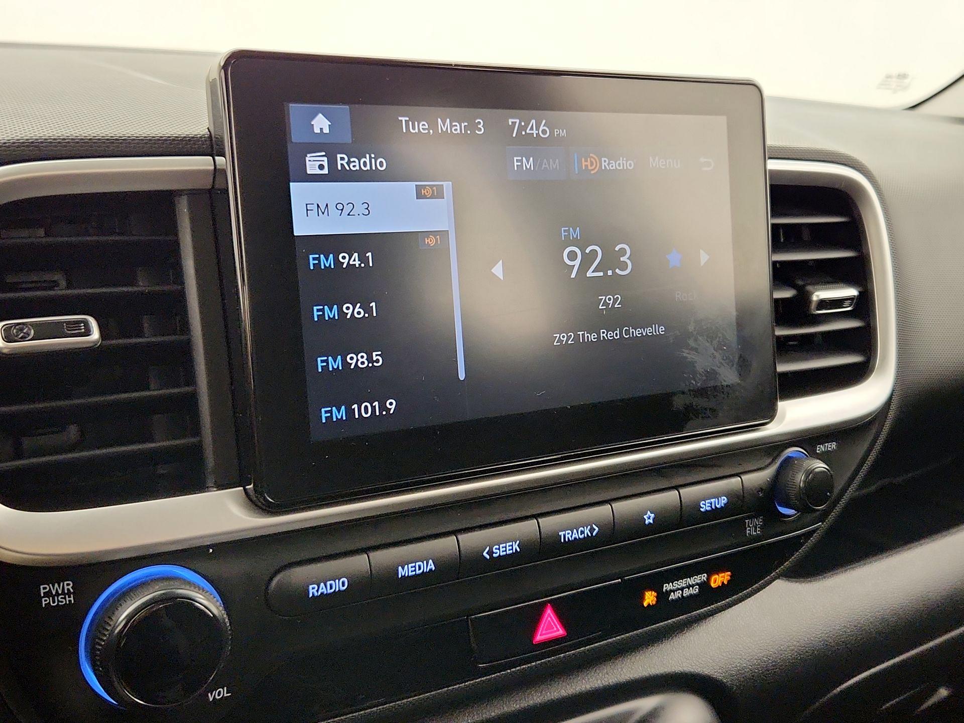 Thumbnail: 2024 Hyundai Venue - 15