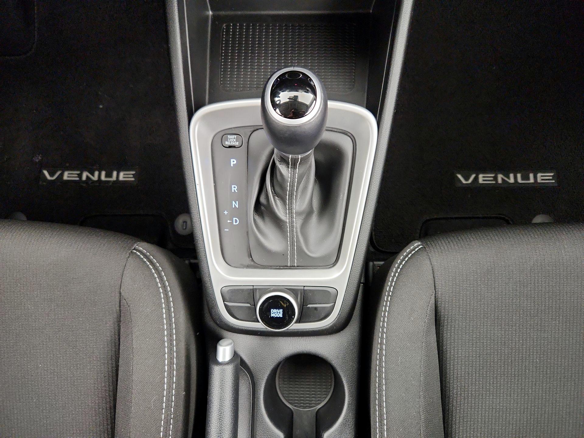 Thumbnail: 2024 Hyundai Venue - 17