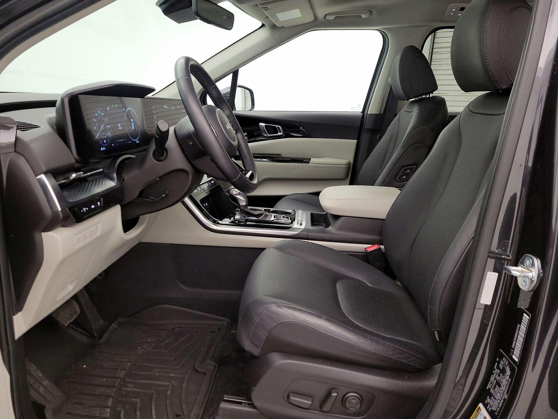 Thumbnail: 2024 Kia Carnival - 11