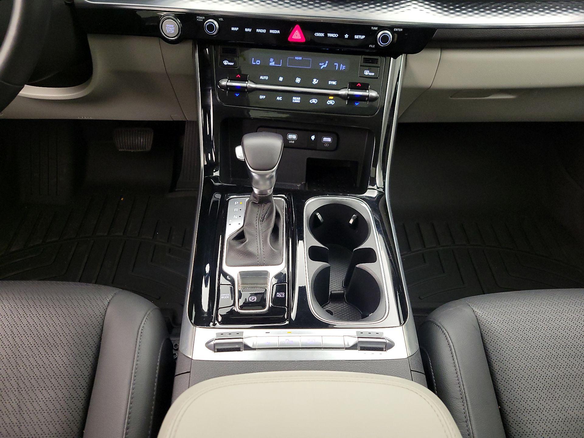 Thumbnail: 2024 Kia Carnival - 18