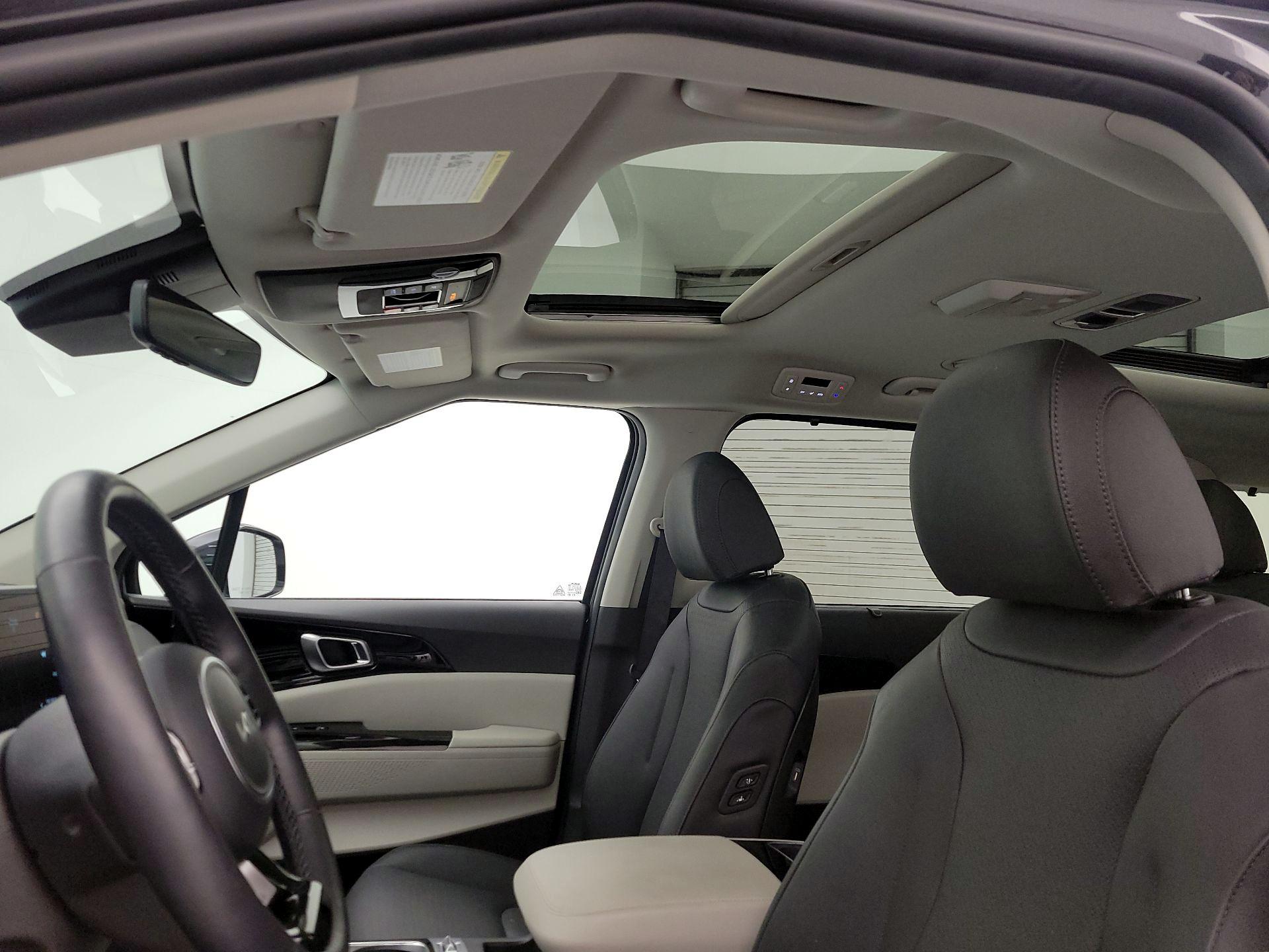 Thumbnail: 2024 Kia Carnival - 20