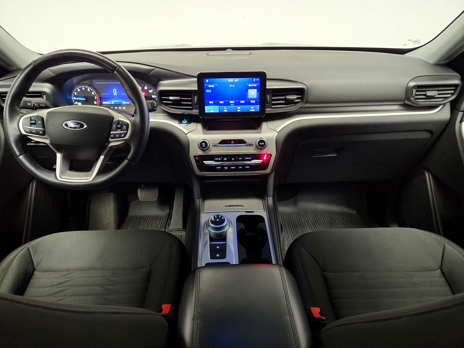 Thumbnail: 2021 Ford Explorer - 9