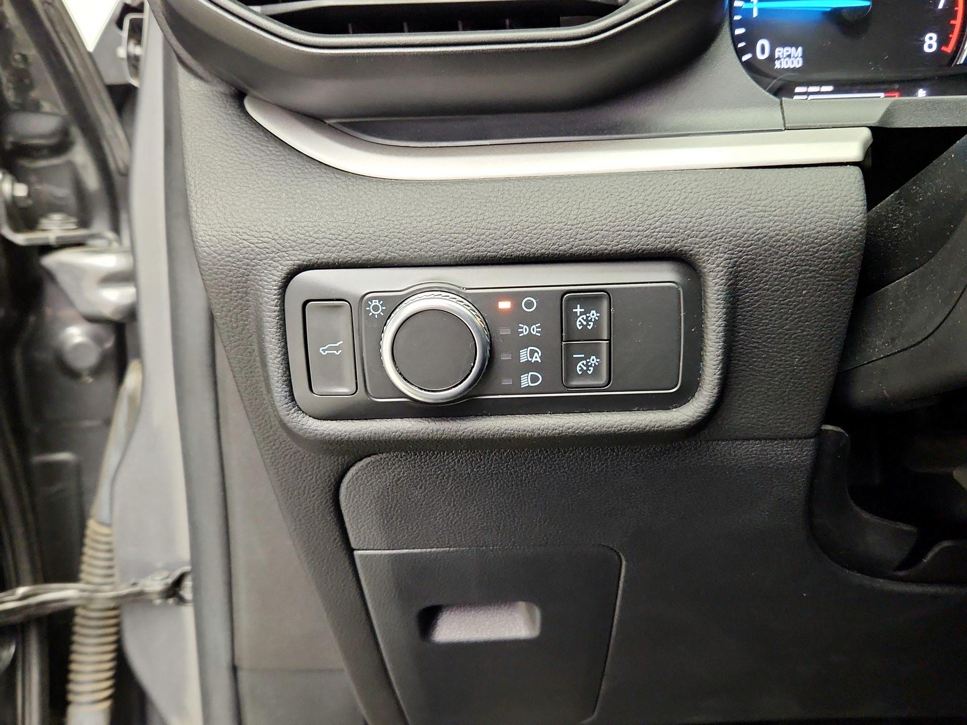 Thumbnail: 2021 Ford Explorer - 13