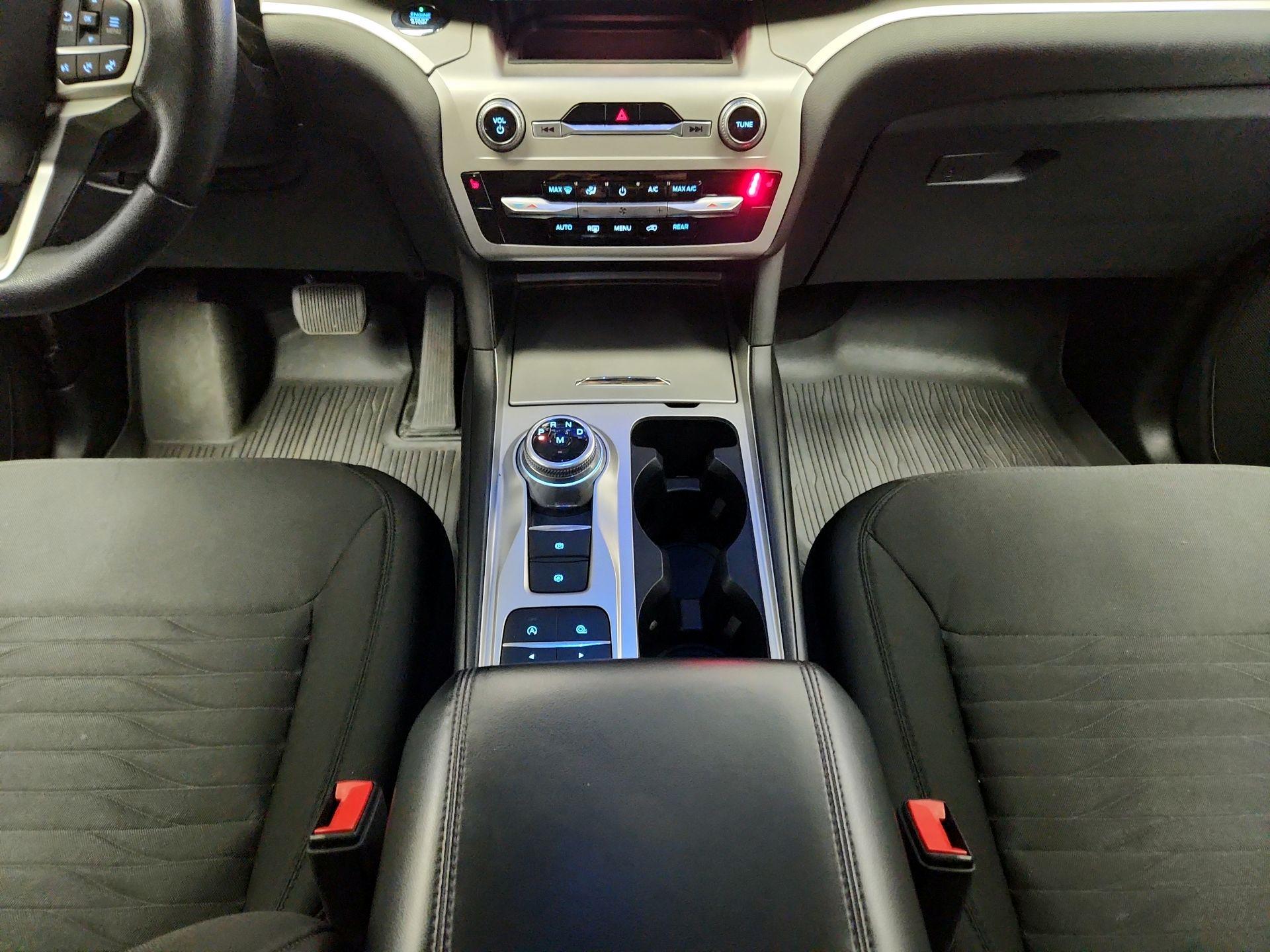 Thumbnail: 2021 Ford Explorer - 17