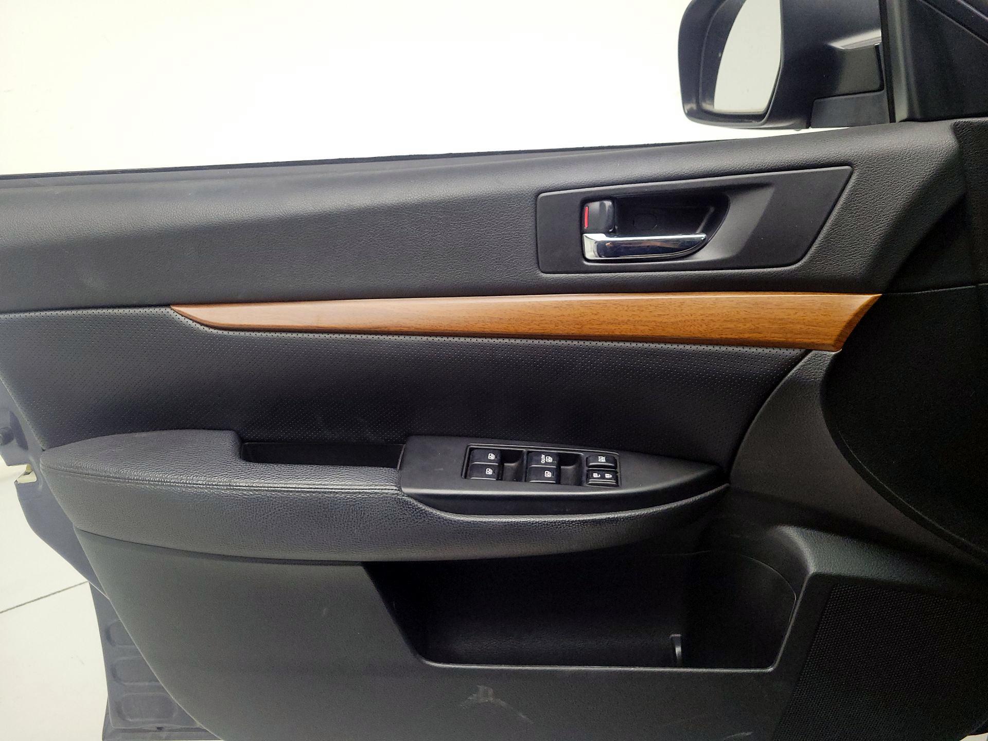 Thumbnail: 2014 Subaru Outback - 12