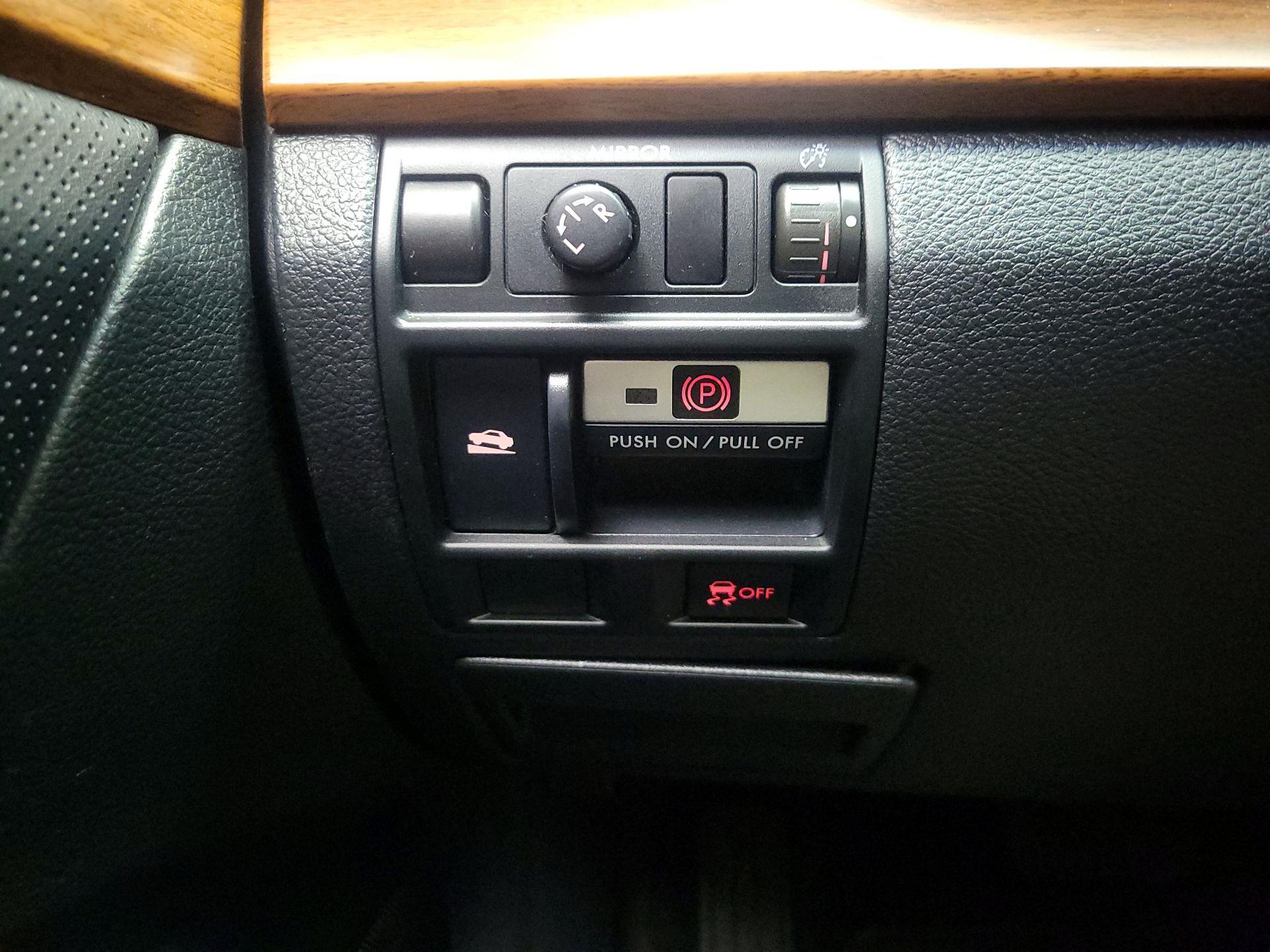 Thumbnail: 2014 Subaru Outback - 13