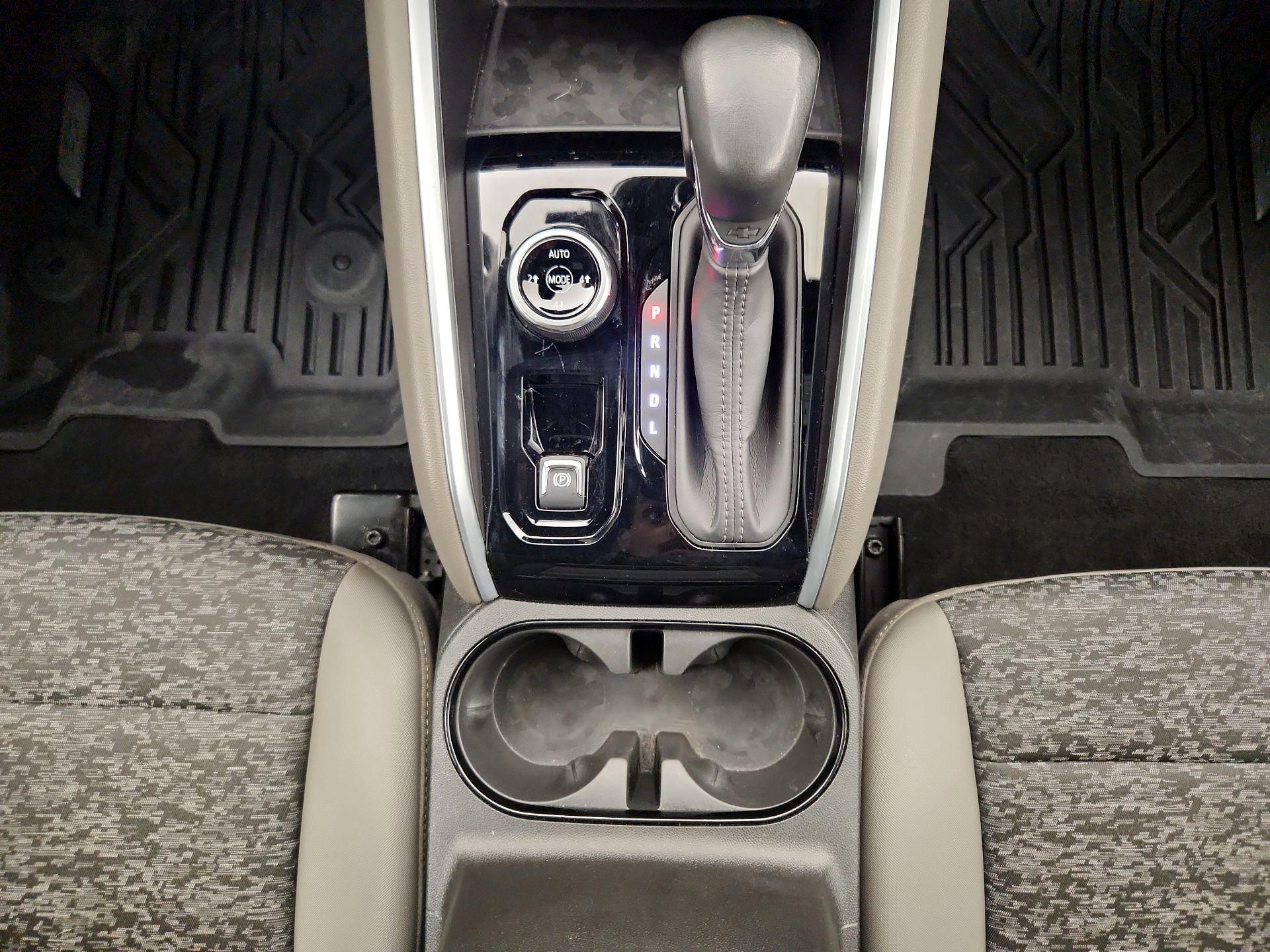 Thumbnail: 2024 Chevrolet Colorado - 17