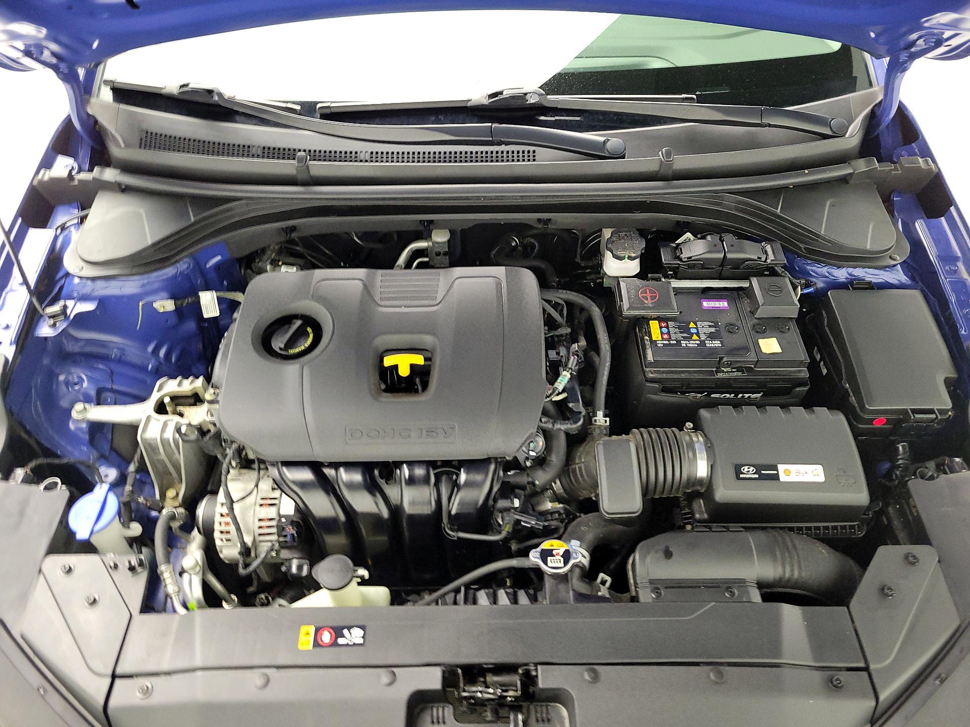 Thumbnail: 2019 Hyundai Elantra - 17