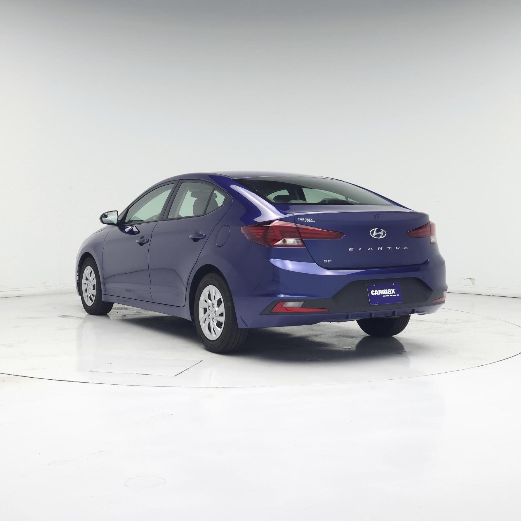 Thumbnail: 2019 Hyundai Elantra - 2