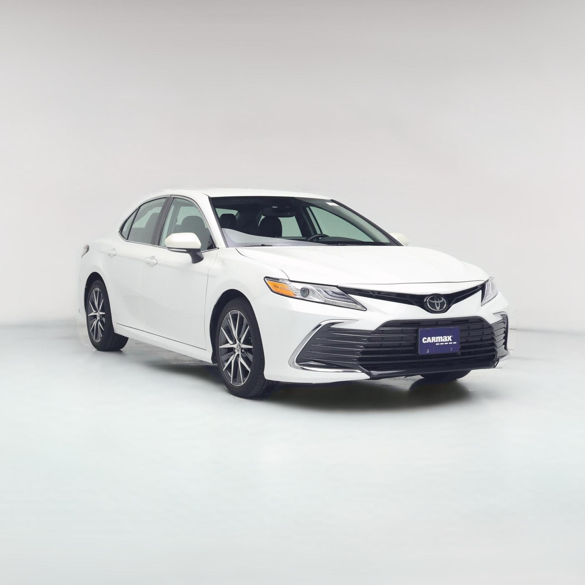 Thumbnail: 2022 Toyota Camry - 1