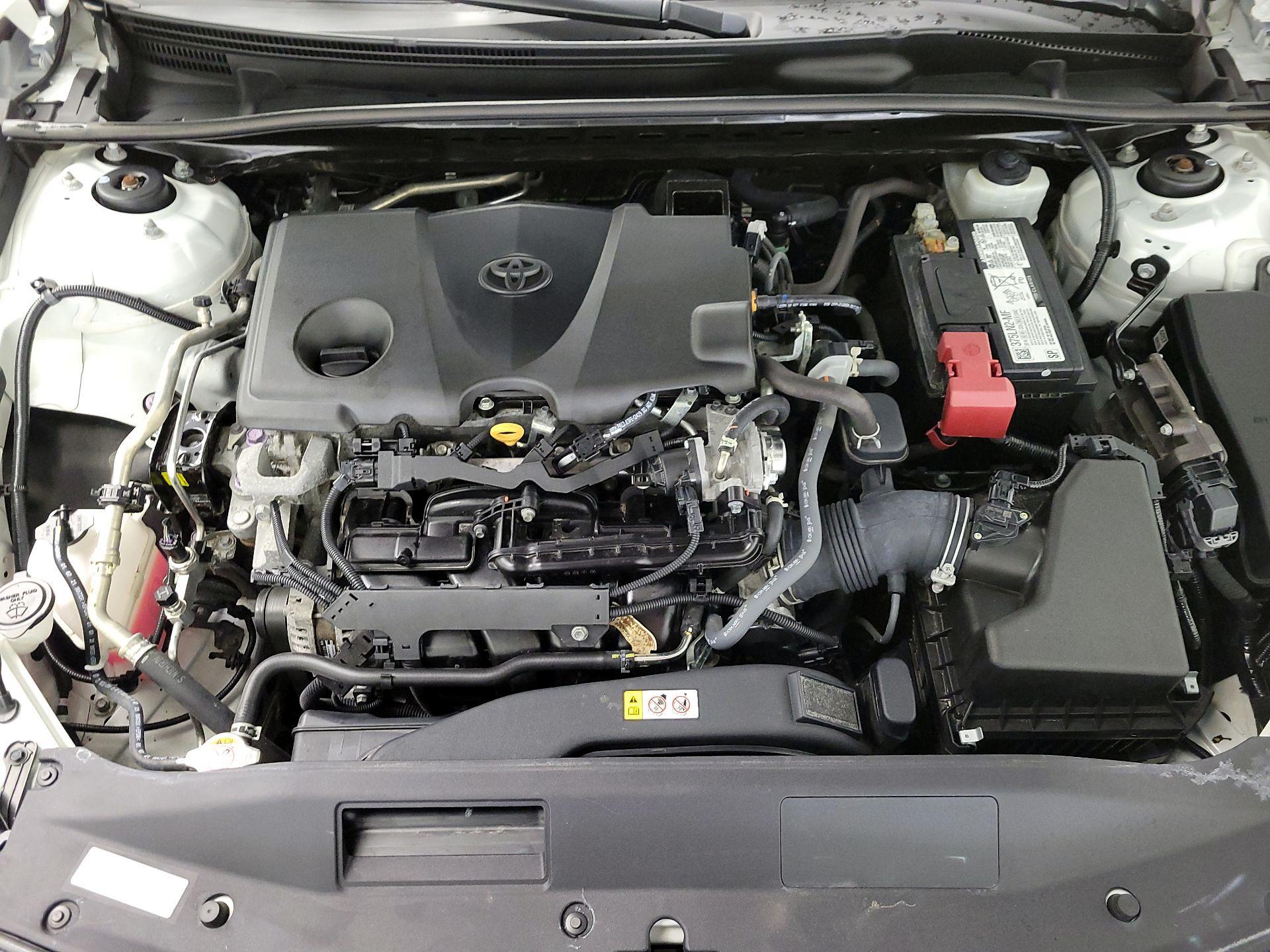 Thumbnail: 2022 Toyota Camry - 17