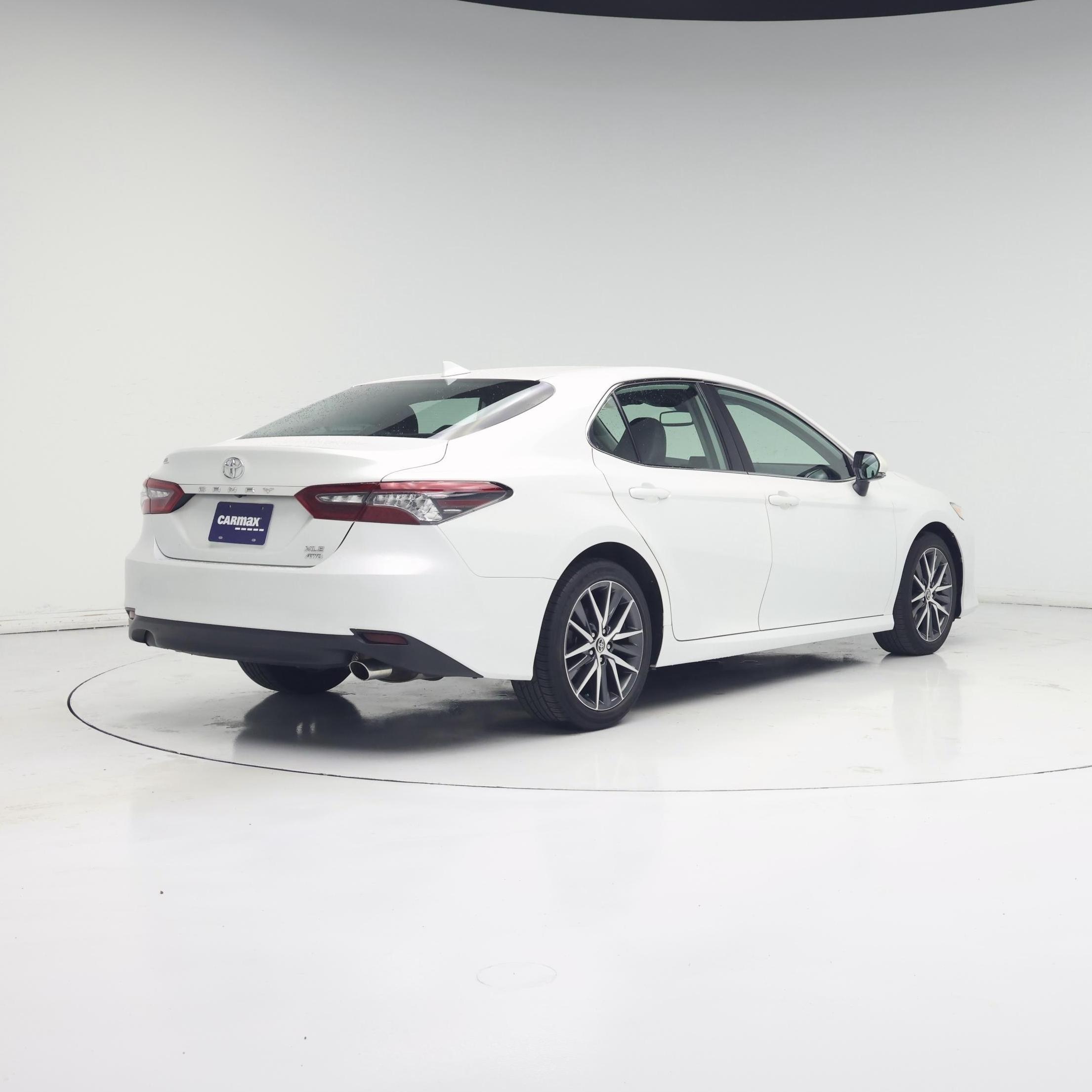 Thumbnail: 2022 Toyota Camry - 8