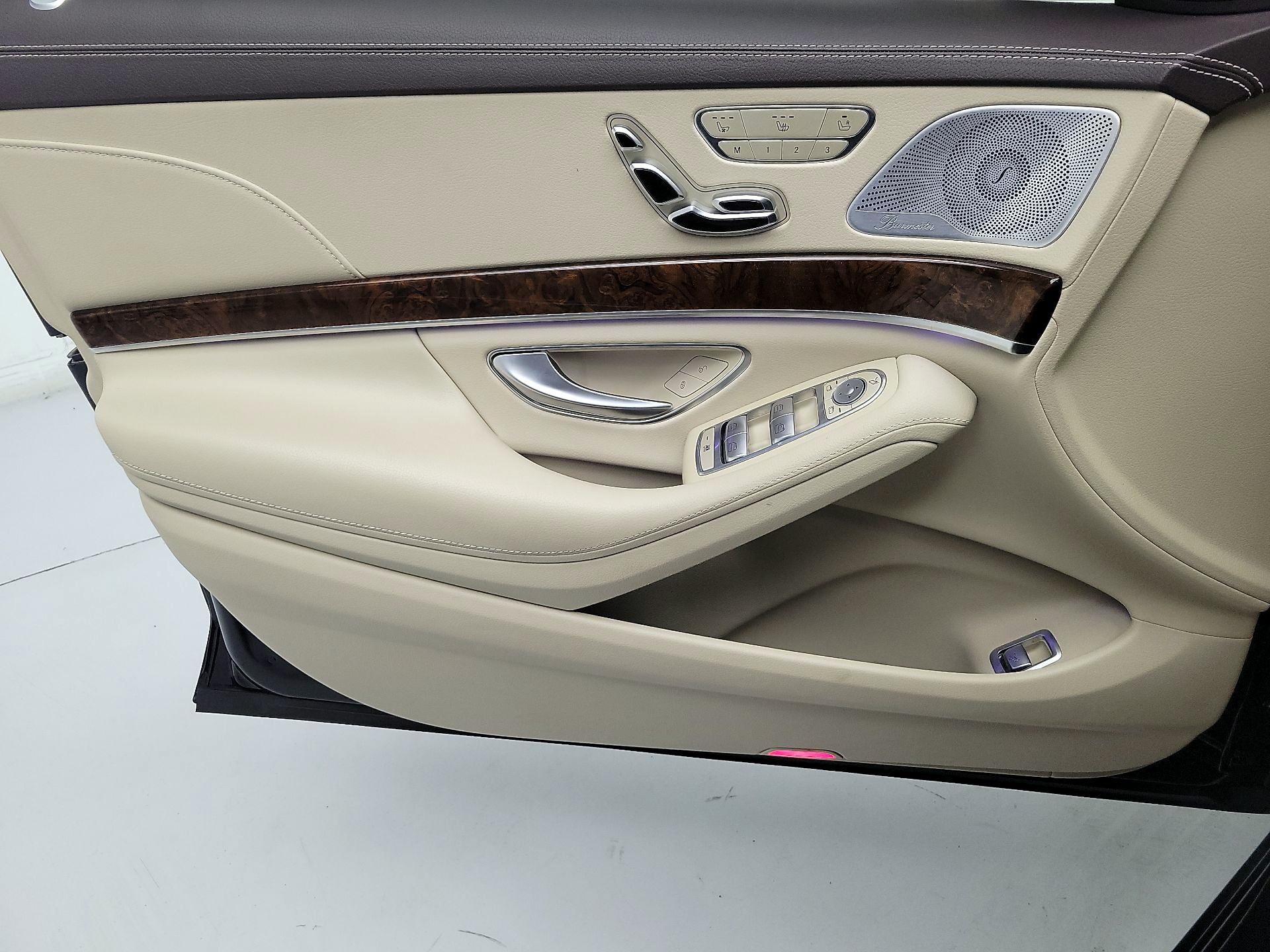 Thumbnail: 2015 Mercedes-Benz S-Class - 12