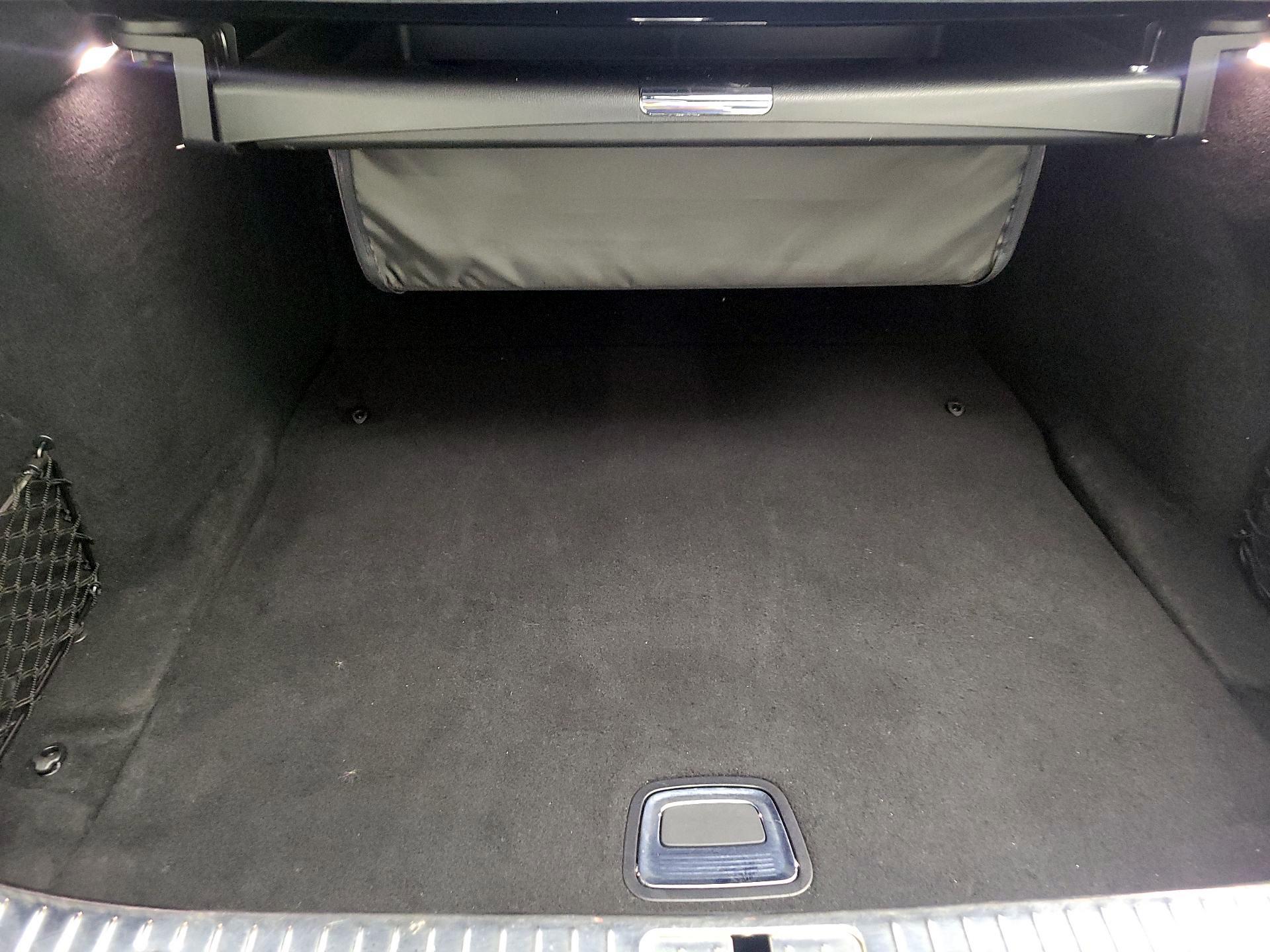 Thumbnail: 2015 Mercedes-Benz S-Class - 16