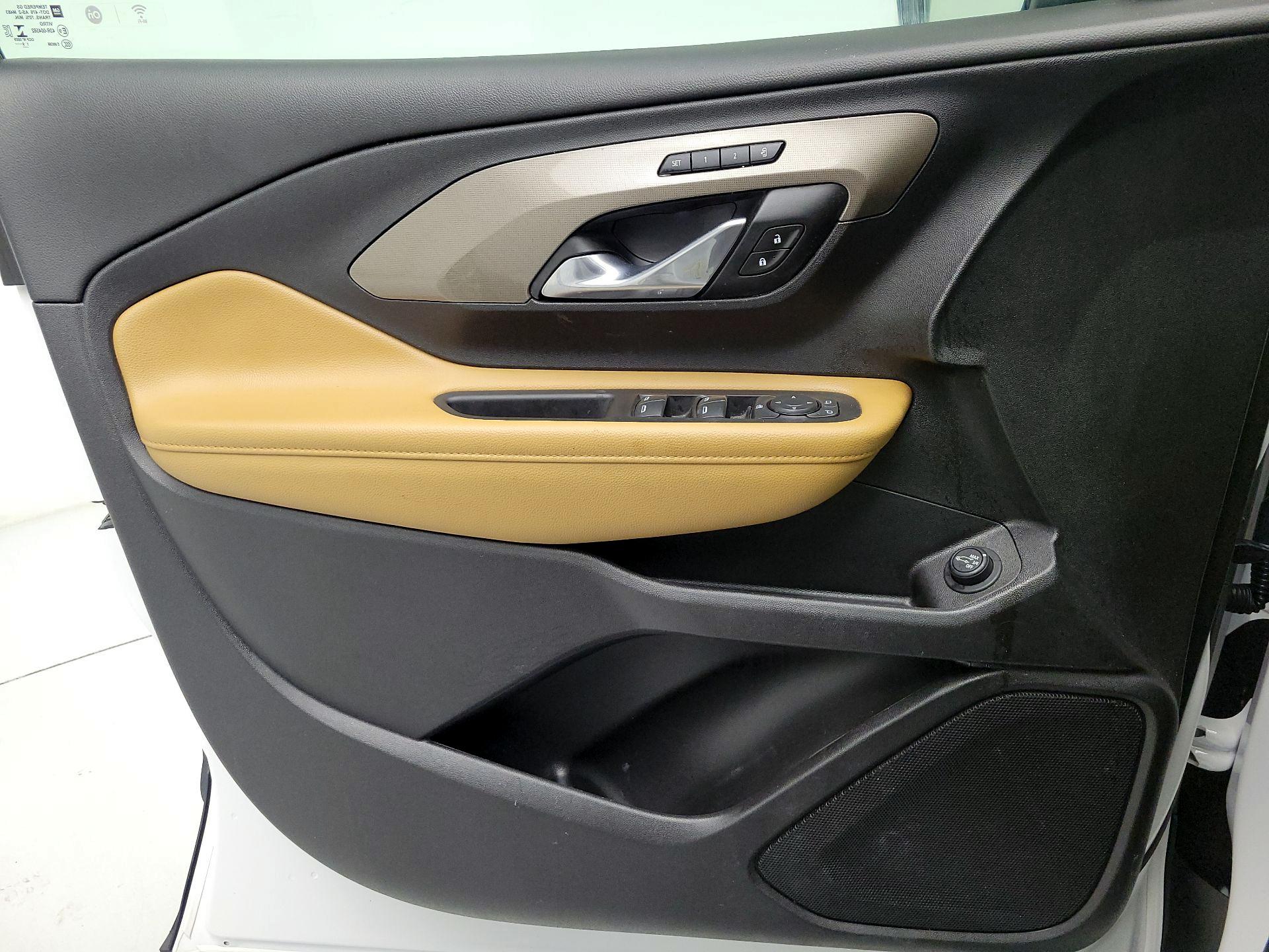 Thumbnail: 2020 GMC Terrain - 12