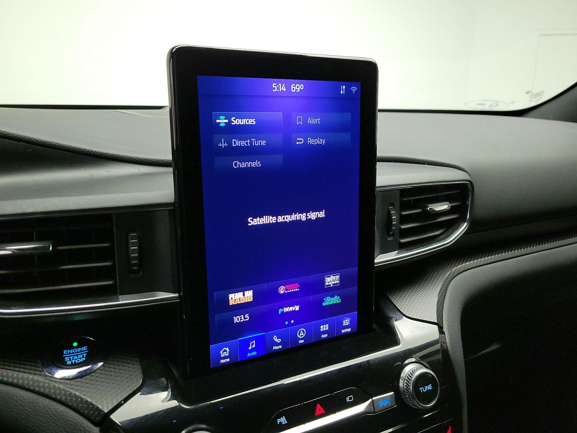 Thumbnail: 2021 Ford Explorer - 16